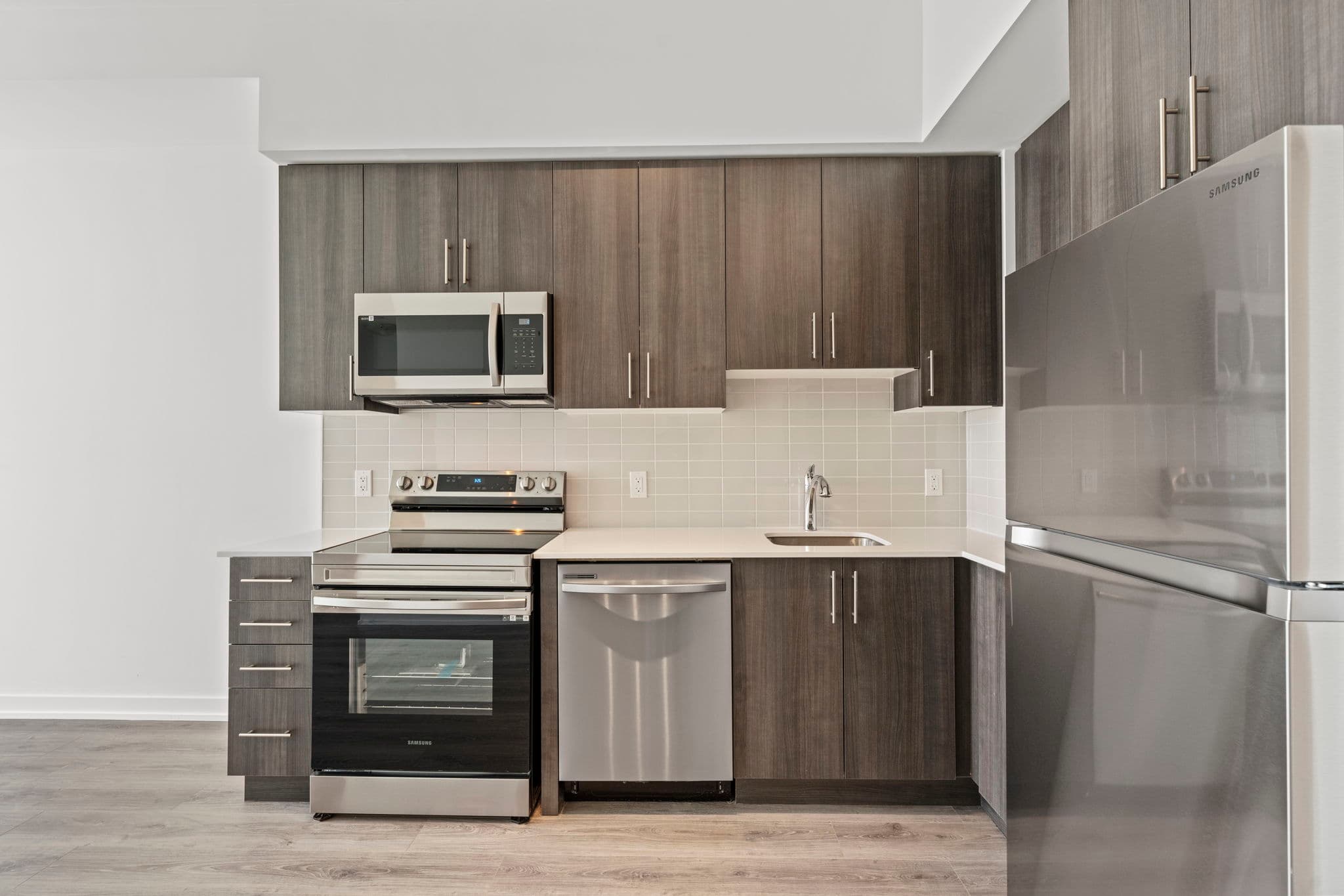 1480 Bayly St 1711 Pickering, ON L1W 0C2