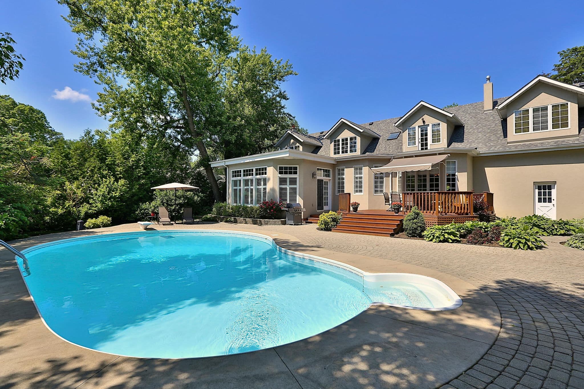 1492 Broadmoor Ave Mississauga, ON L5G 3T8