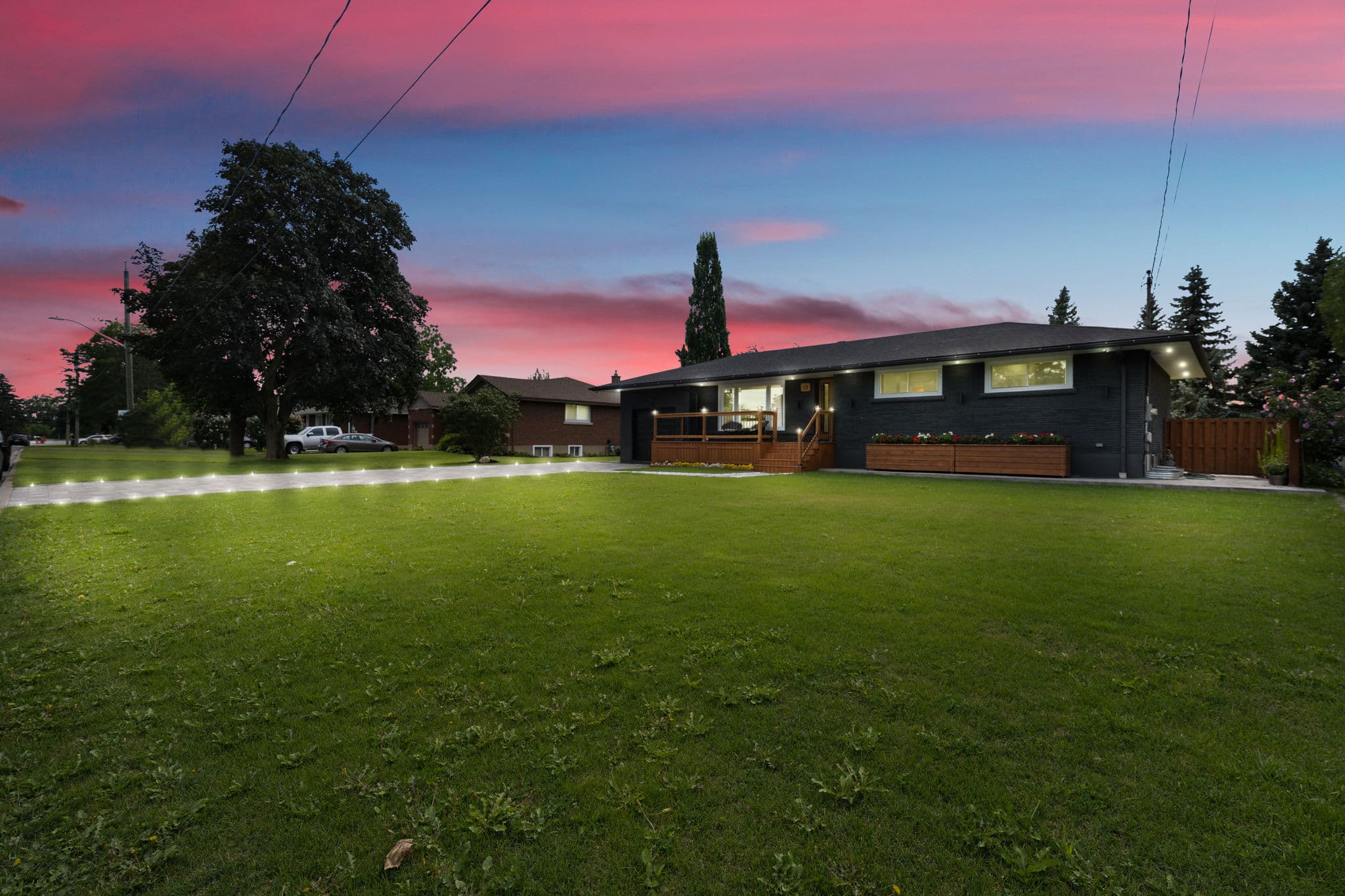 15 Andres St Niagara-on-the-Lake, ON L0S 1J0