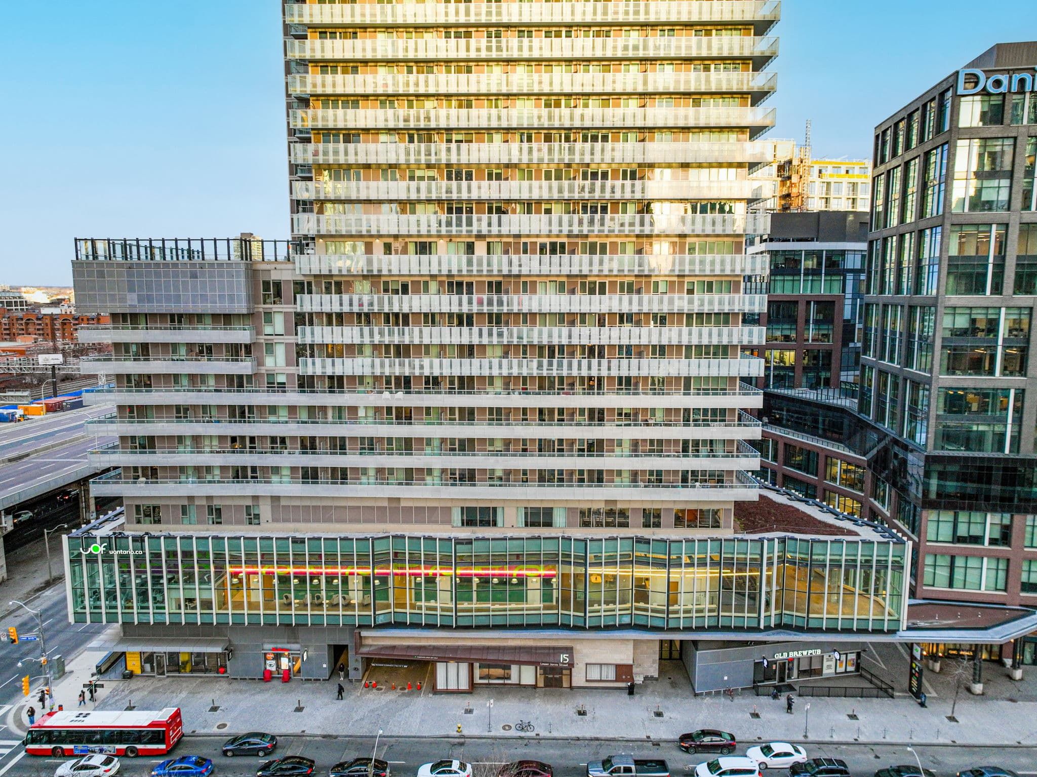 15 Lower Jarvis St Unit 4504 Toronto, ON M5E 0C4