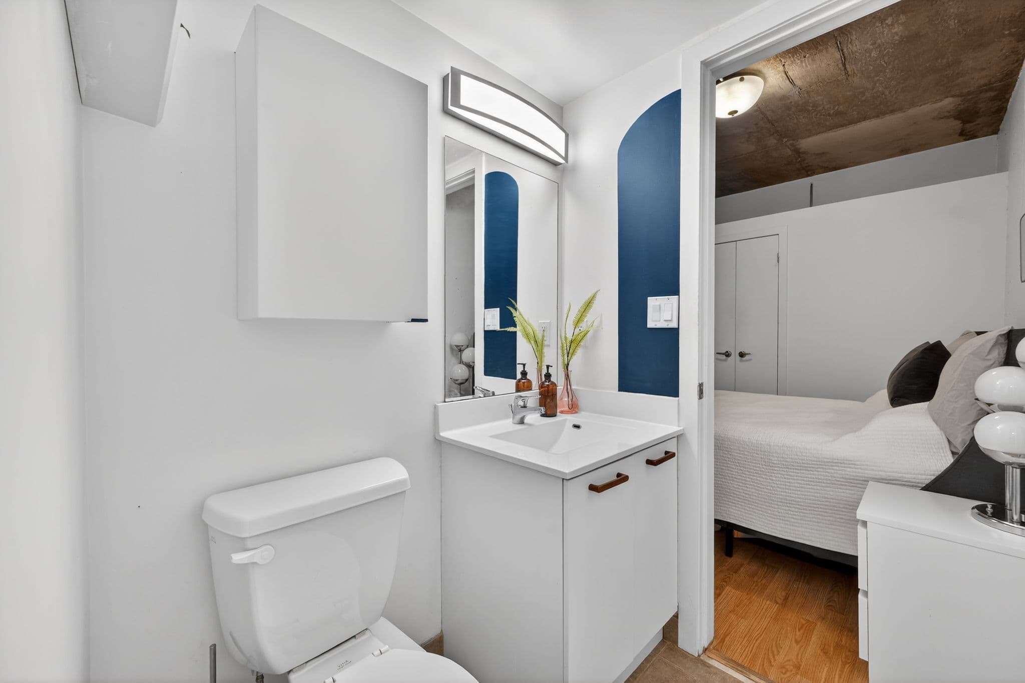 150 Sudbury St 1308 Toronto, ON M6J