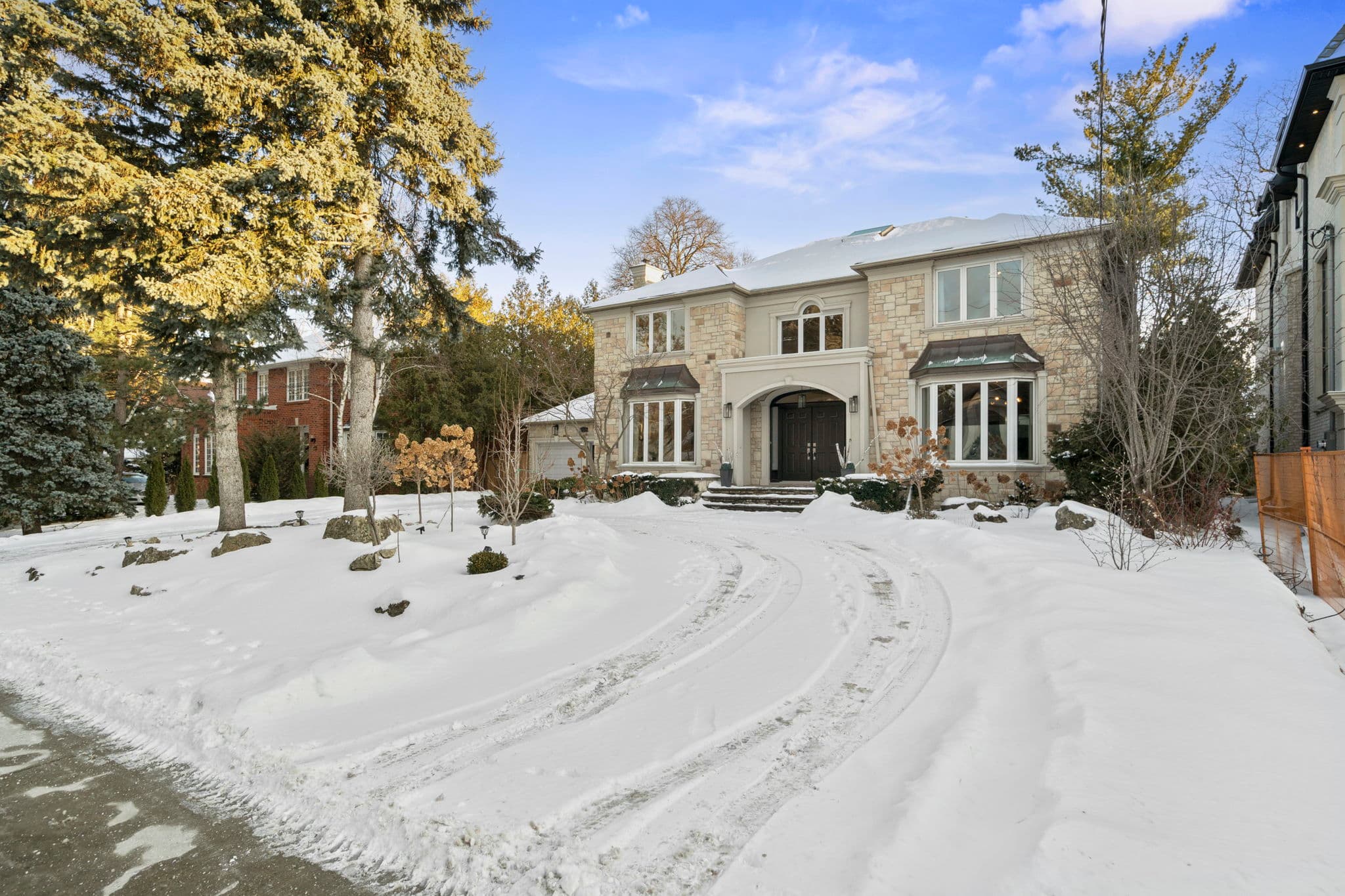 151 Highland Crescent Toronto, ON M2L 1H2
