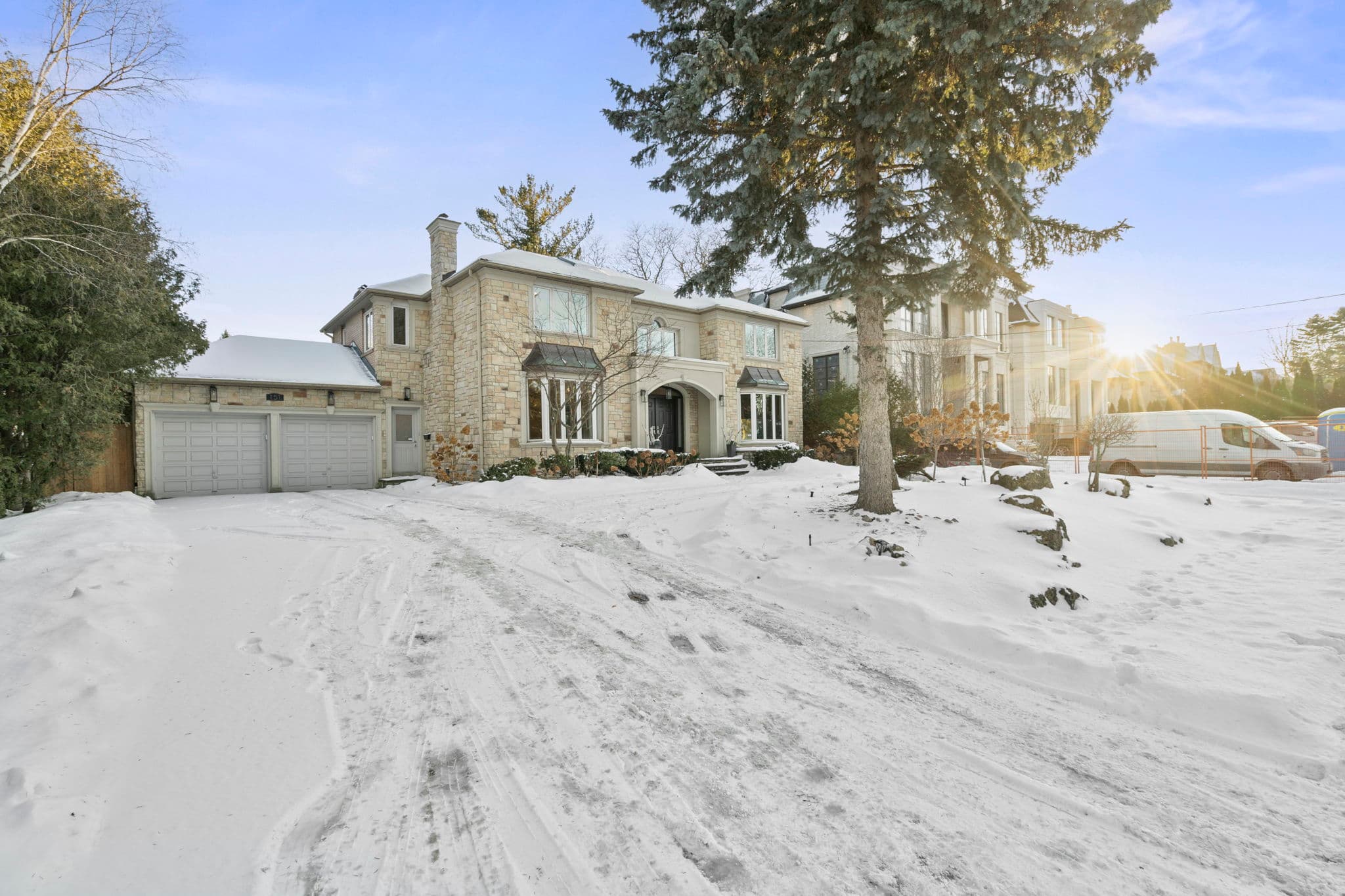 151 Highland Crescent Toronto, ON M2L 1H2