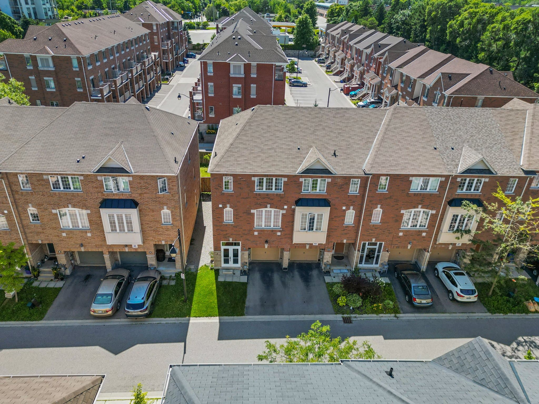 151 Silverwood Ave Unit 12 Richmond Hill, ON L4S 0C9