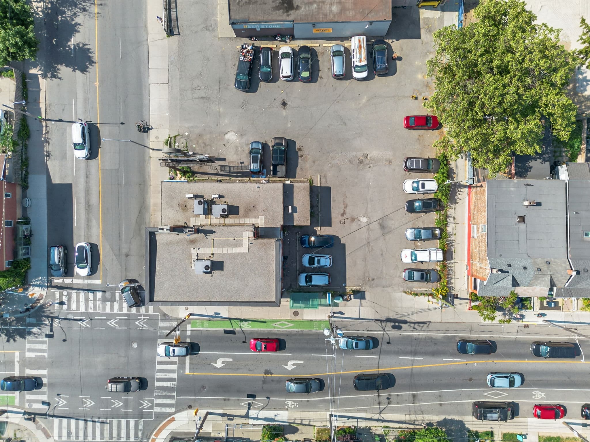 1520 Dupont St Toronto, ON M6P 4G7