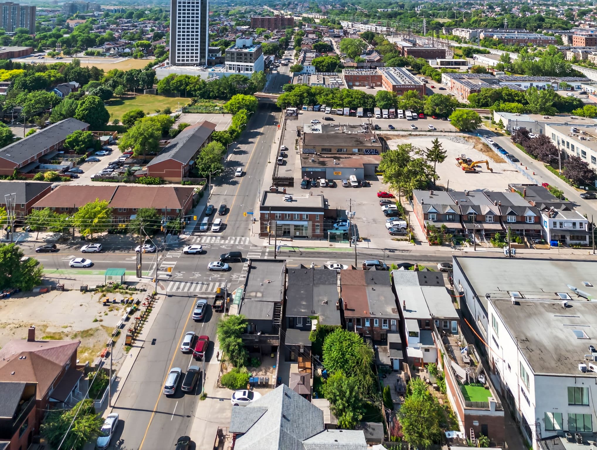 1520 Dupont St Toronto, ON M6P 4G7