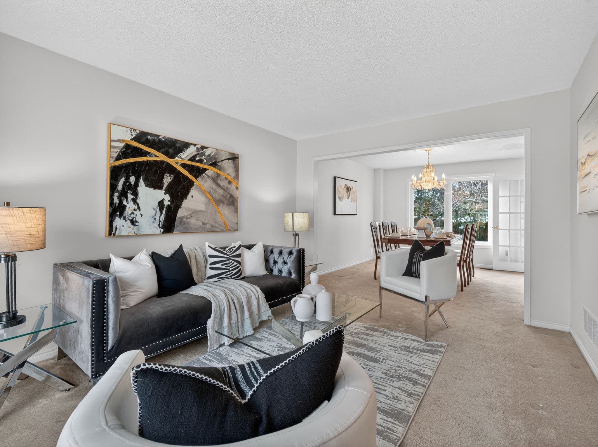 1523 Stoneybrook Trail Oakville, ON L6M 2P7