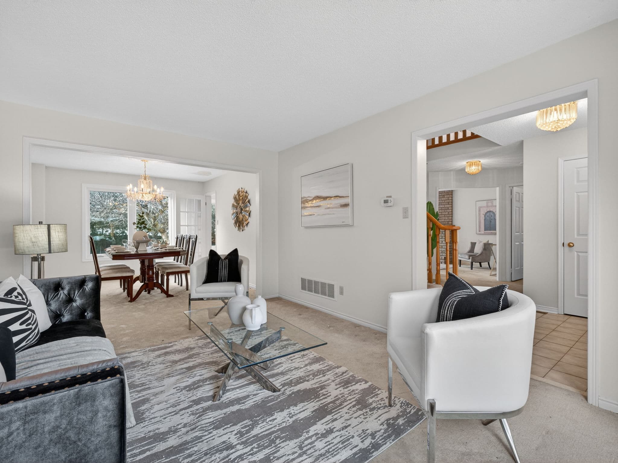 1523 Stoneybrook Trail Oakville, ON L6M 2P7