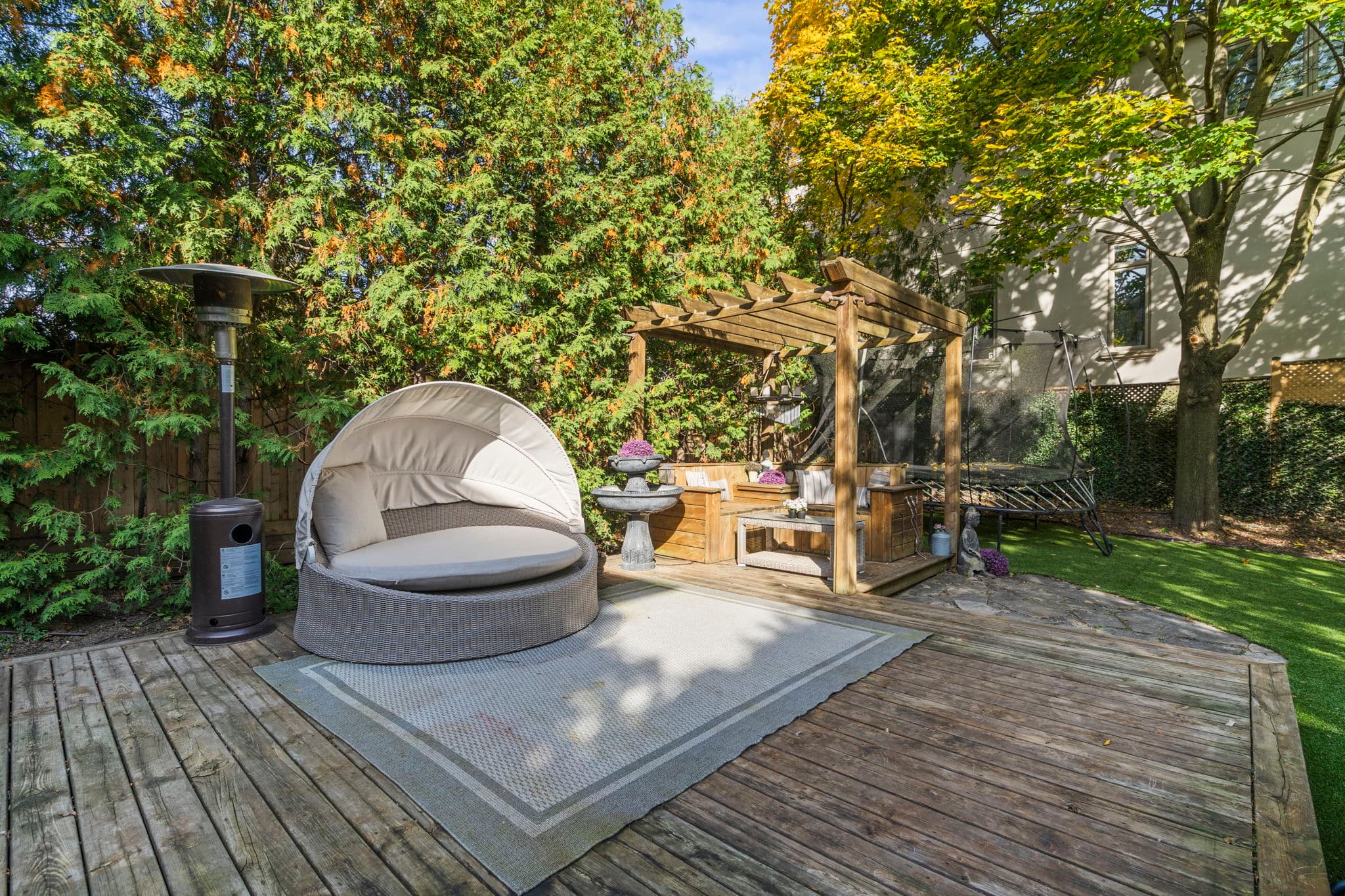 153 Ledbury St Toronto, ON M5M 4J2