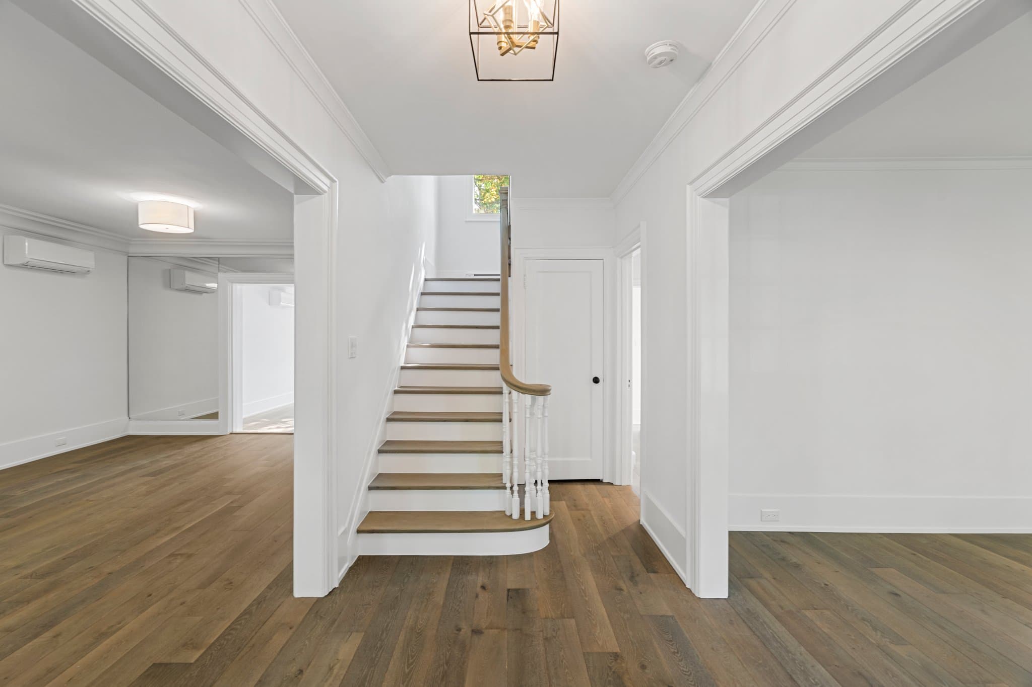153 Rose Park Dr Toronto, ON M4T 1R6