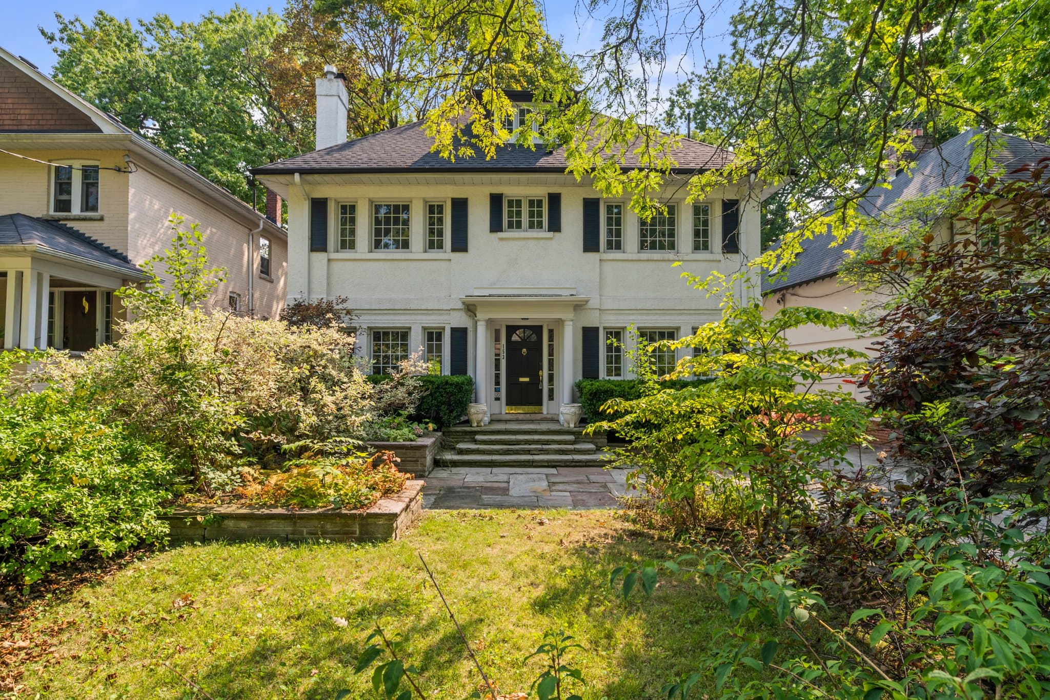 153 Rose Park Dr Toronto, ON M4T 1R6