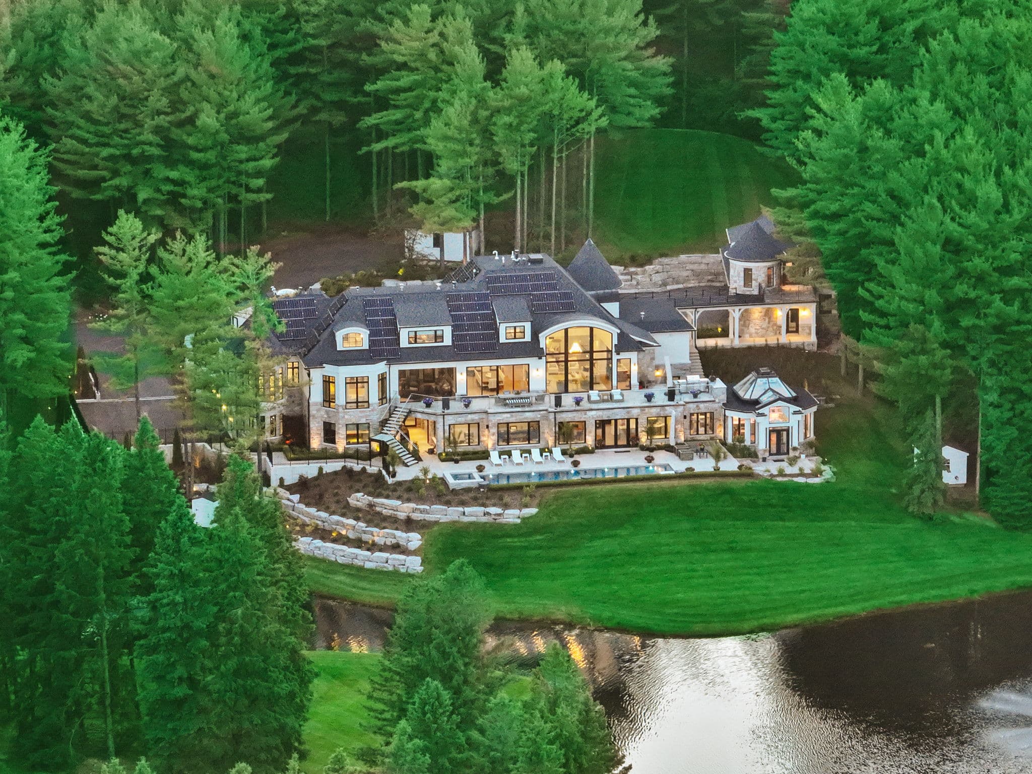 15466 The Gore Rd Caledon East, ON L7C 3E4