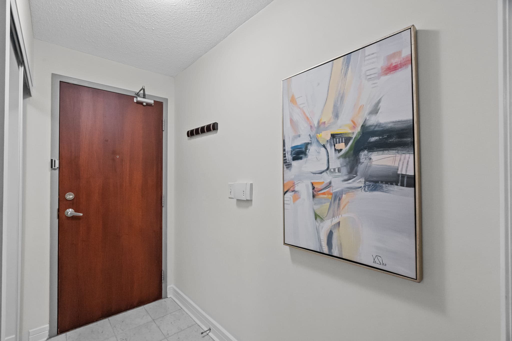 16 Harrison Garden Blvd 212 Toronto, ON M2N 7J6