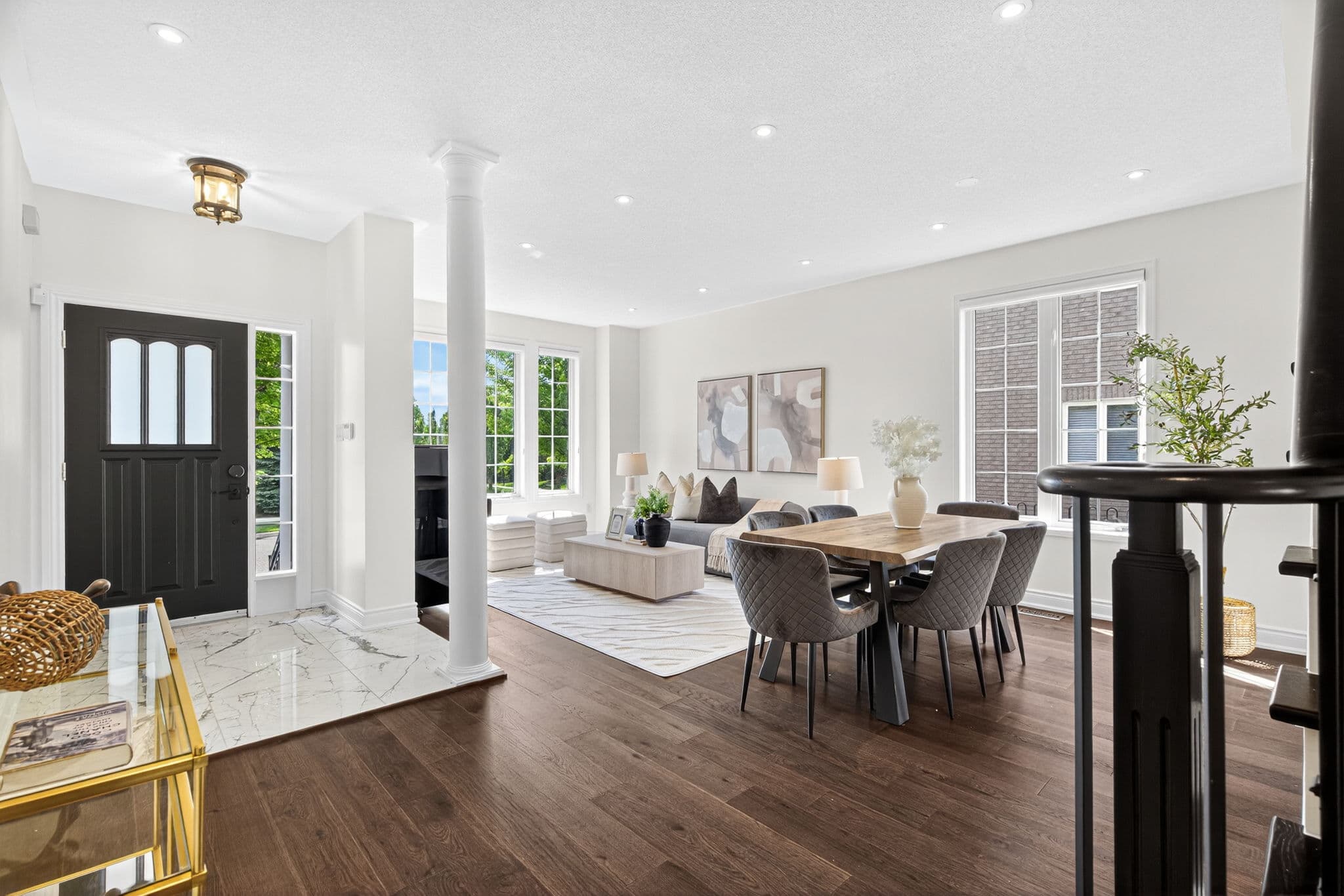 16 Moraine Ridge Dr Richmond Hill, ON L4E 4S8