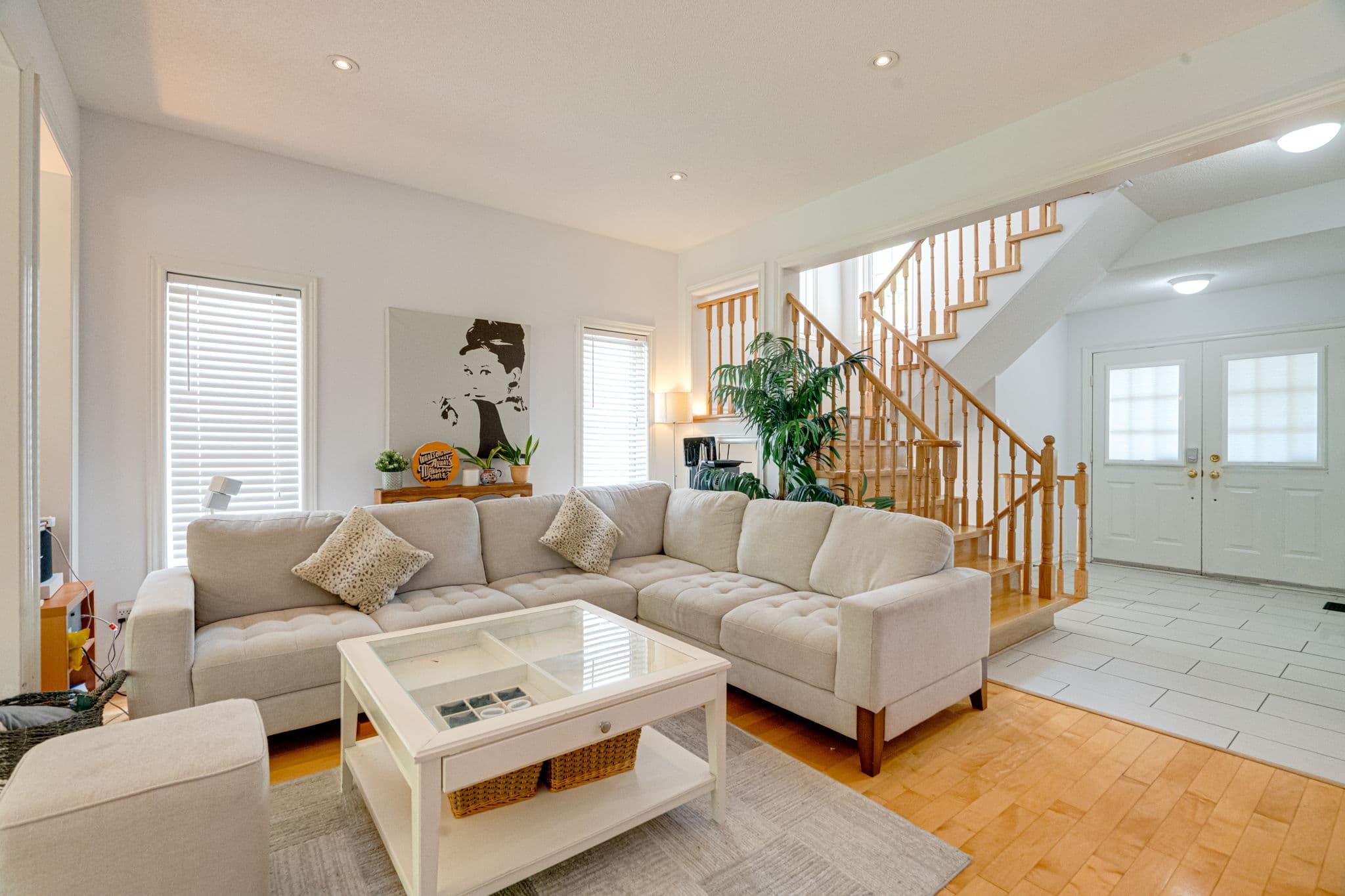 16 Rawlings Ave Richmond Hill, ON L4S 1B4