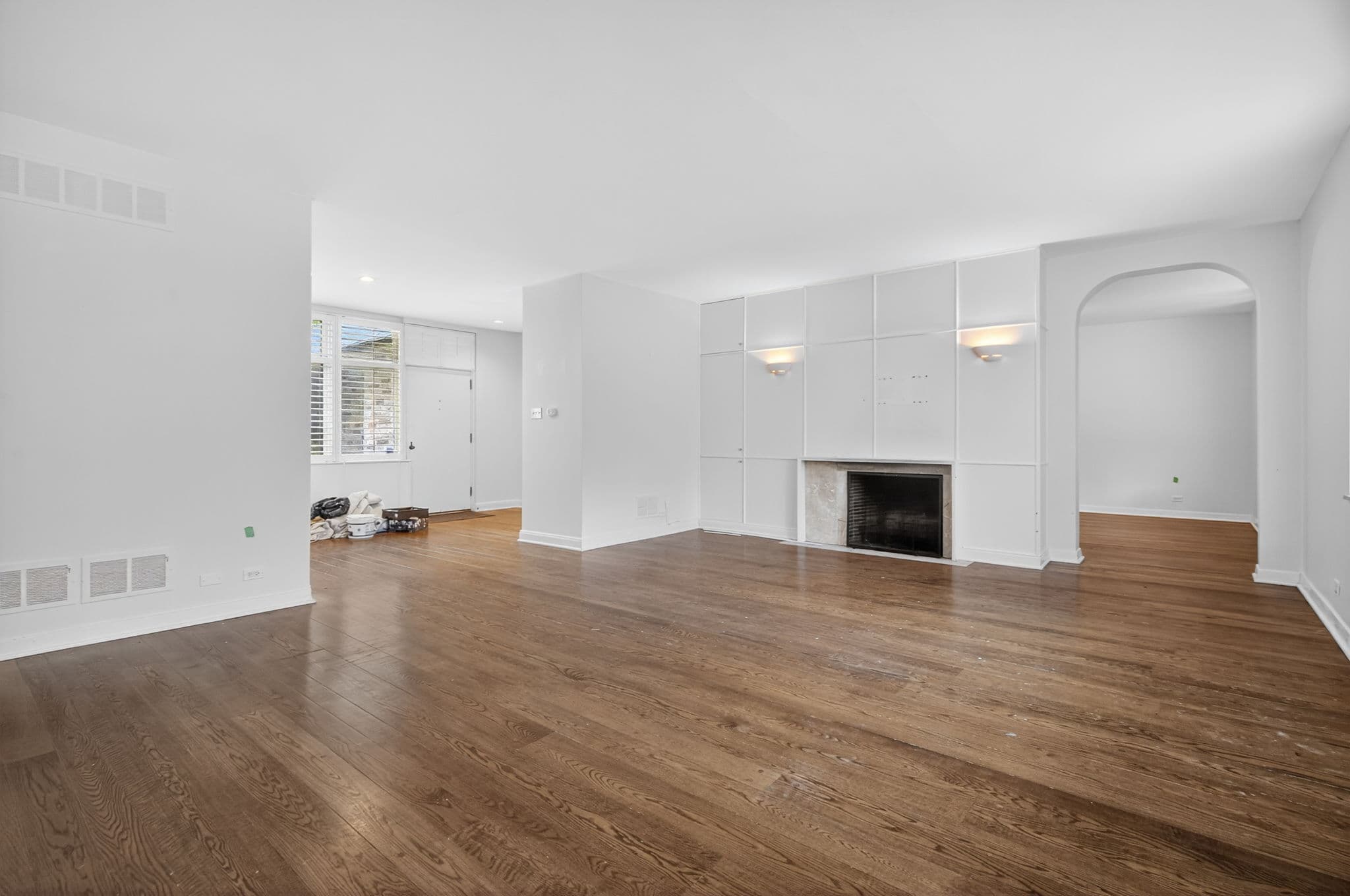 160 Teddington Park Ave Toronto, ON M4N 2C8