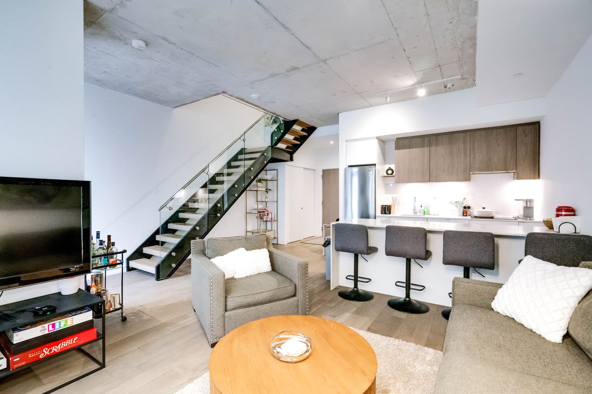 161 Roehampton Ave TH #101 Toronto, ON M4P 1P9