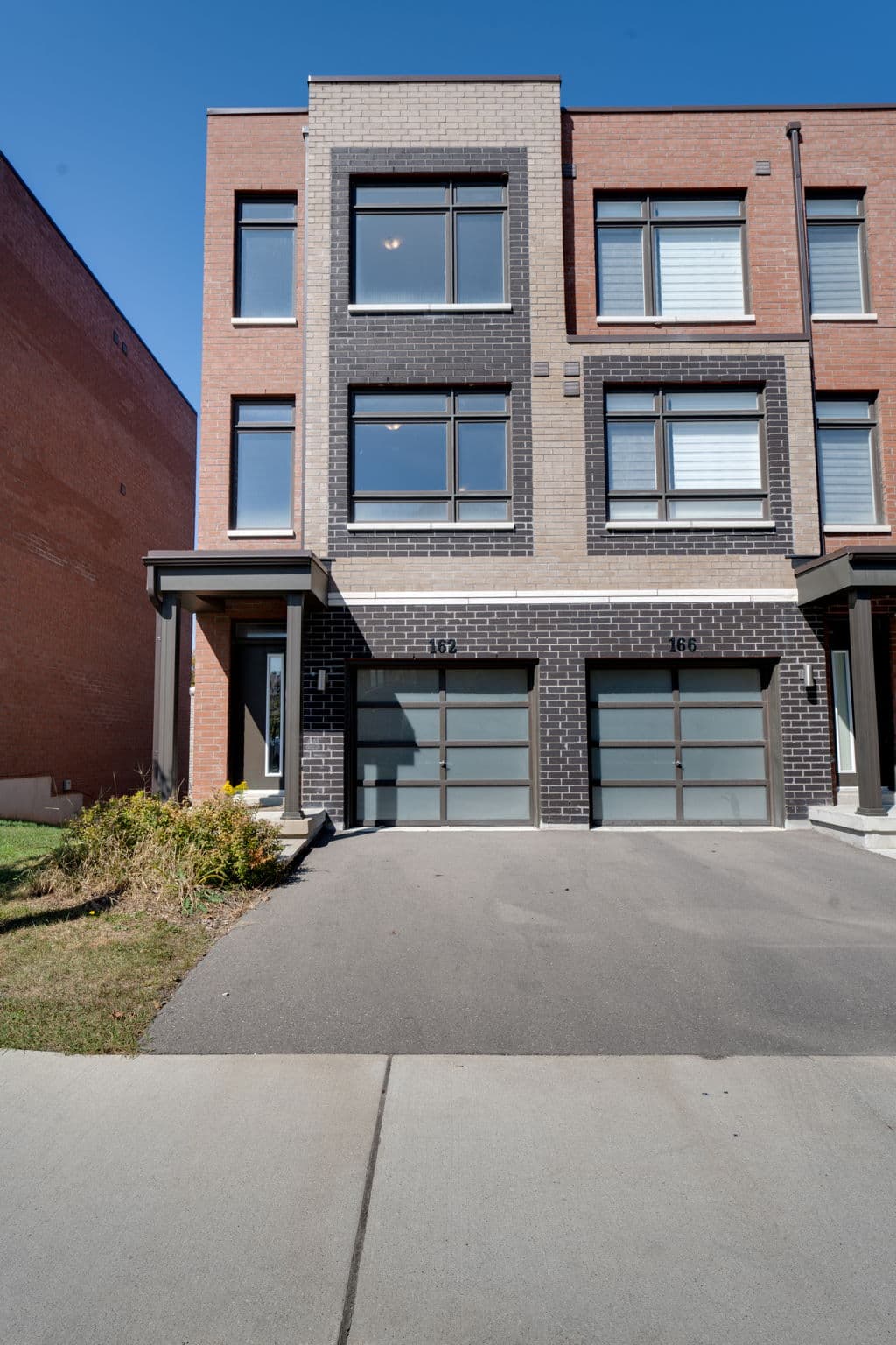 162 Dalhousie St Vaughan, ON L4L 9S1