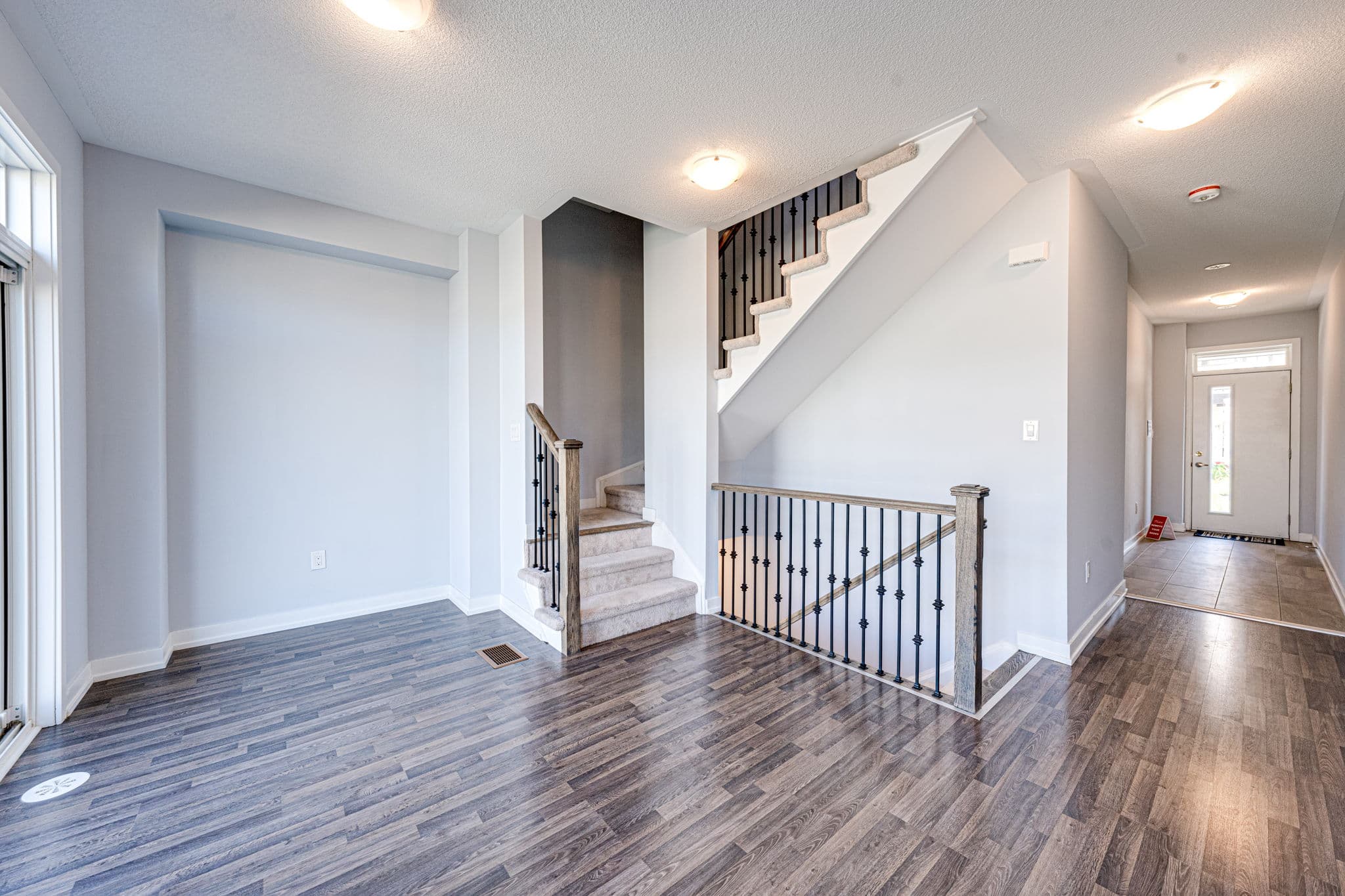 162 Dalhousie St Vaughan, ON L4L 9S1