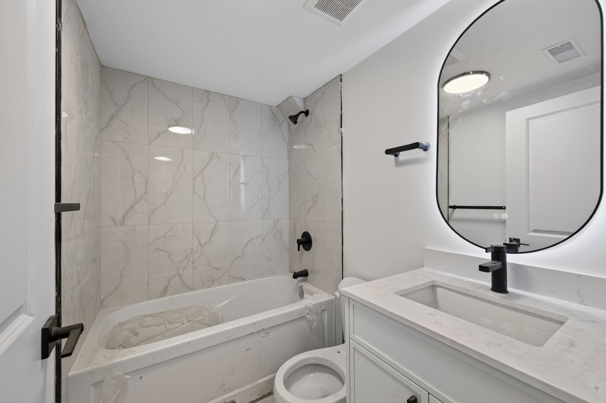 164 Betty Ann Dr Garden Toronto, ON M2N 1X6