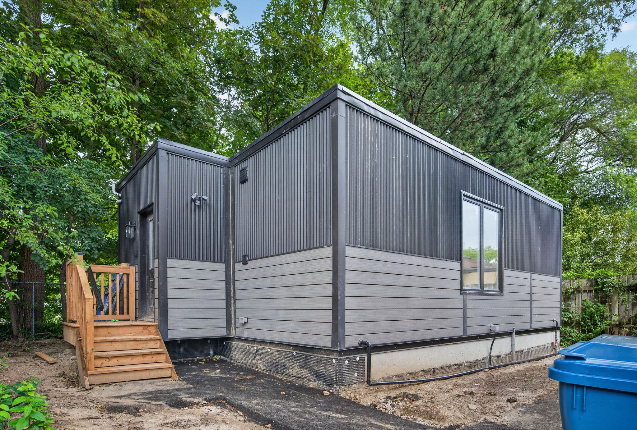164 Betty Ann Dr Garden Toronto, ON M2N 1X6