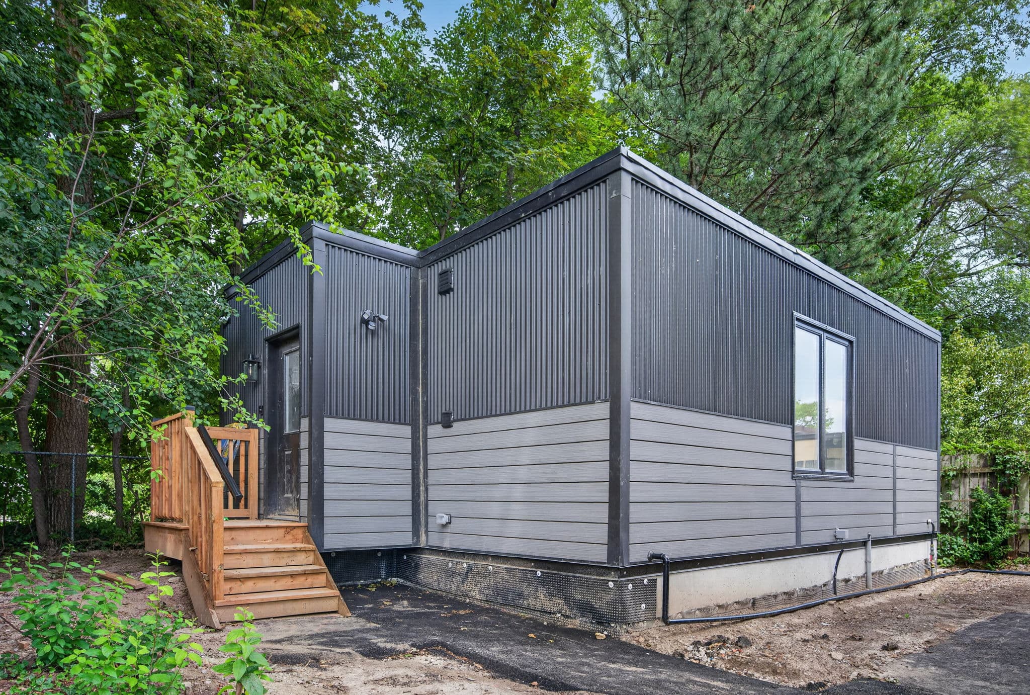 164 Betty Ann Dr Garden Toronto, ON M2N 1X6