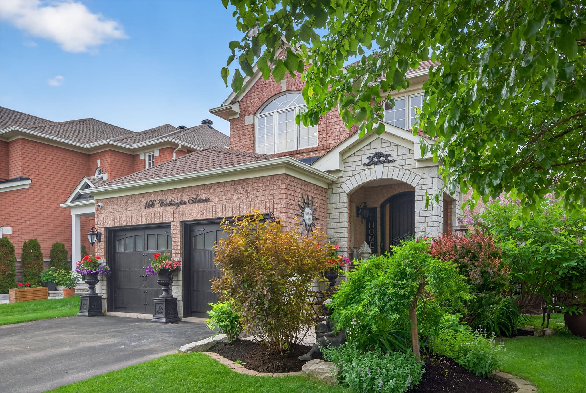 166 Worthington Ave Richmond Hill, ON L4E 4N7