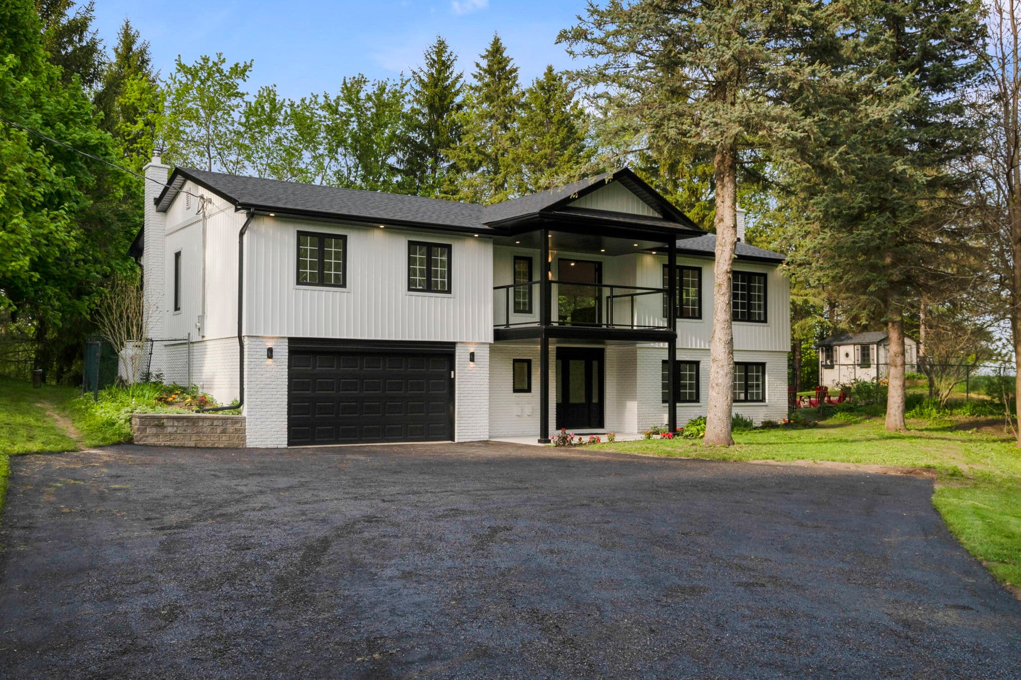 16781 Heart Lake Rd Caledon, ON L7C 2L4