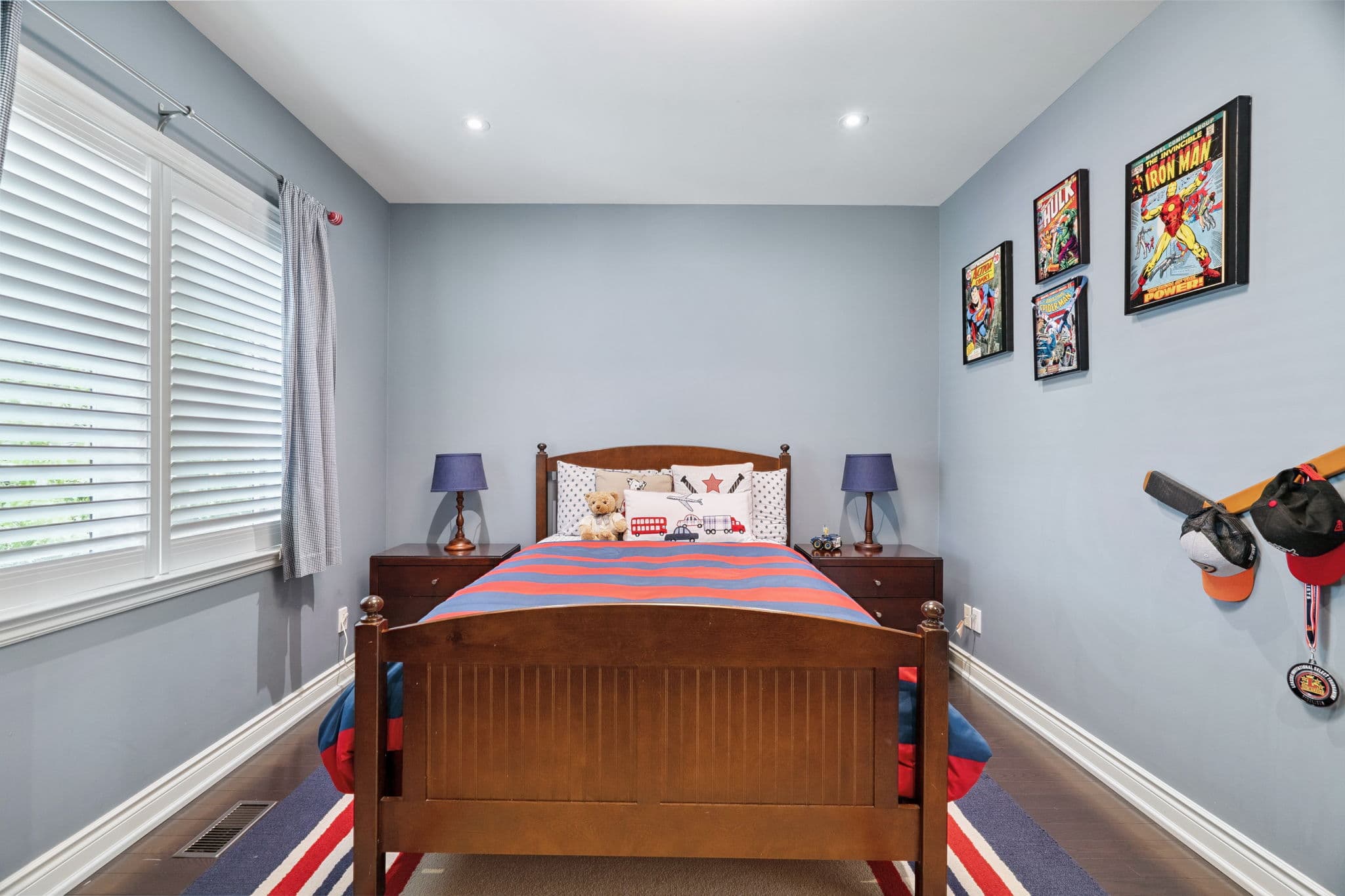 168 Dunblaine Ave Toronto, ON M5M 2S5