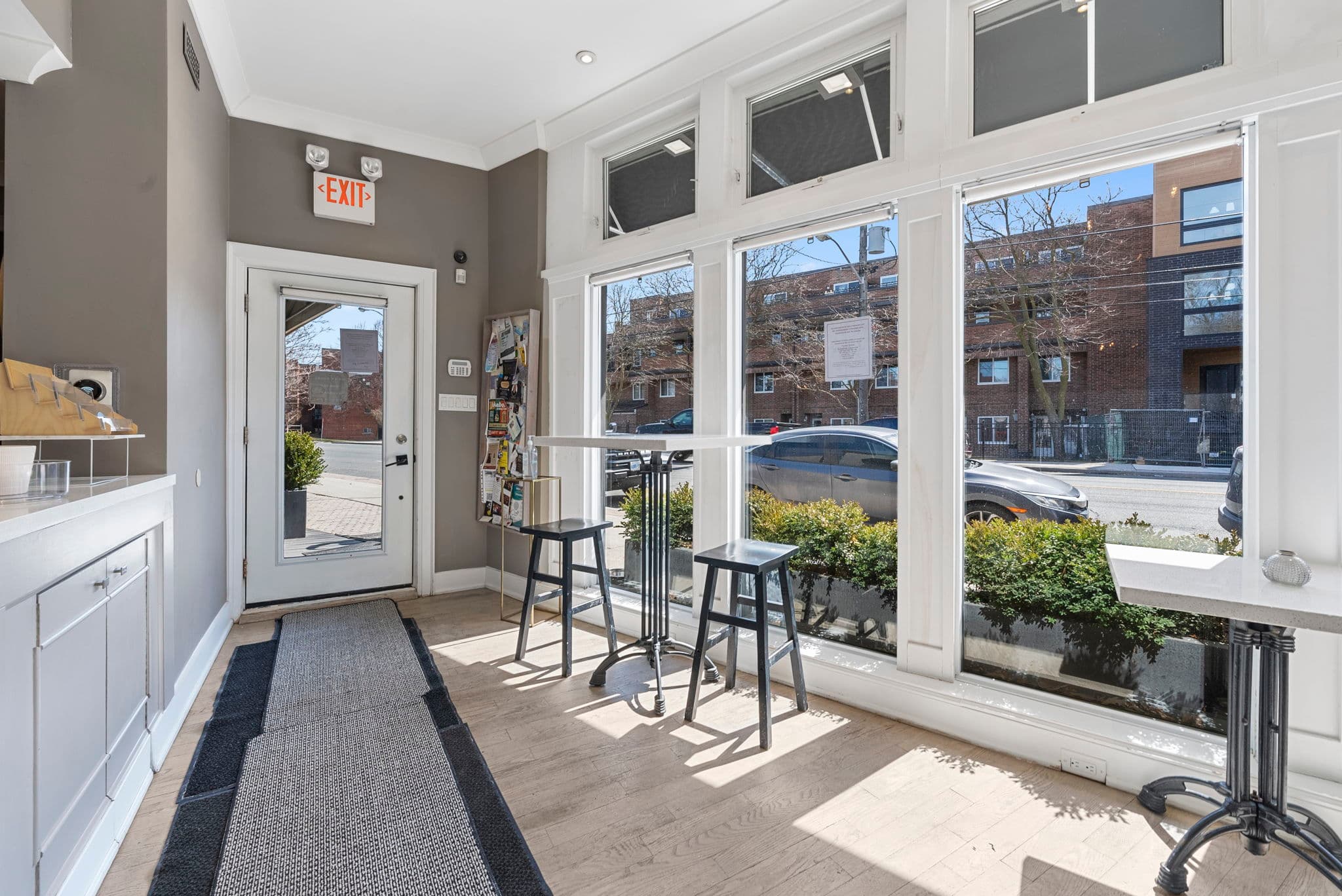 1680 Kingston Rd Toronto, ON M1N 1S5