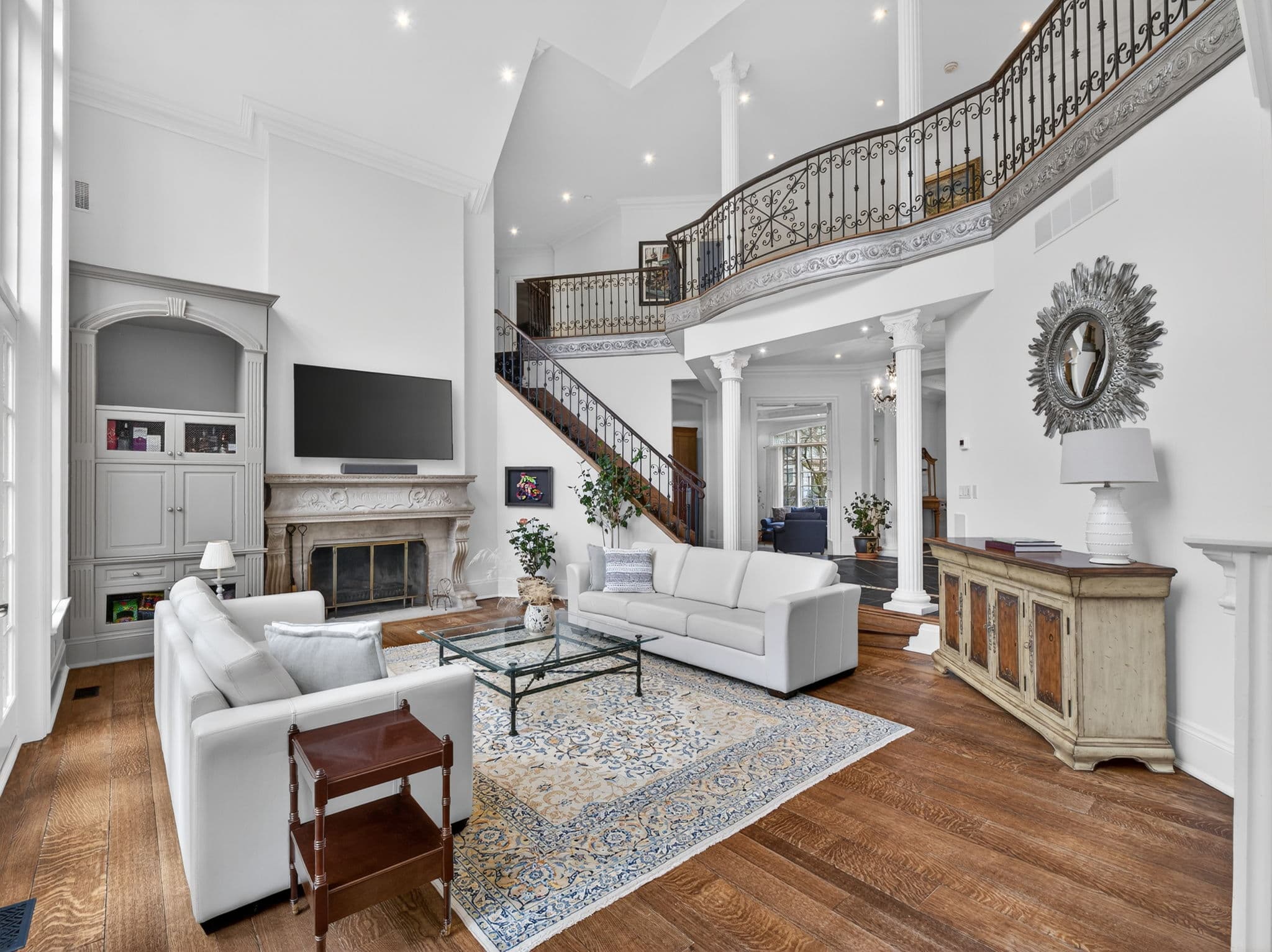 17 Bayview Ridge Toronto, ON M2L 1E3