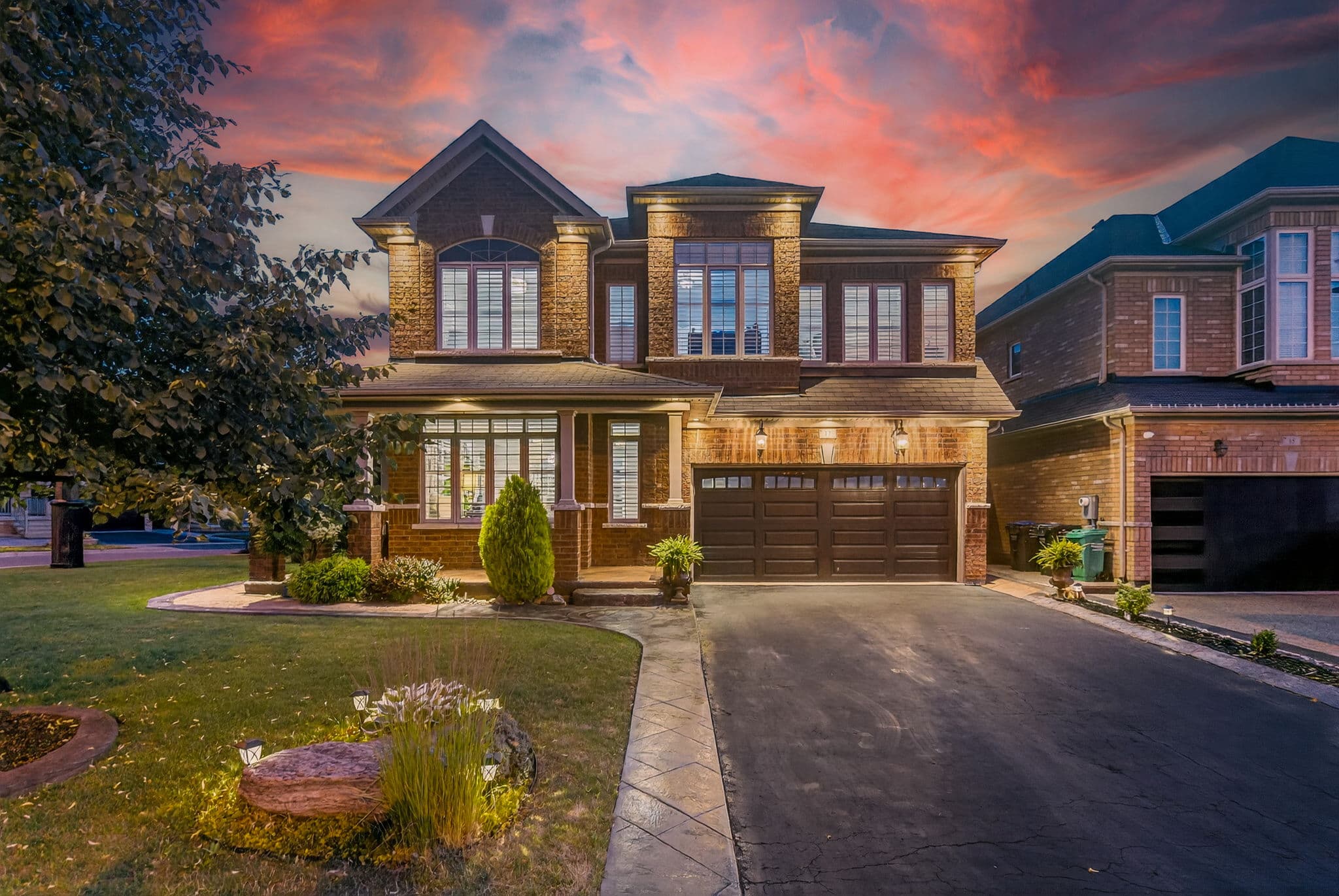 17 Platform Cres Brampton, ON L7A 0G2