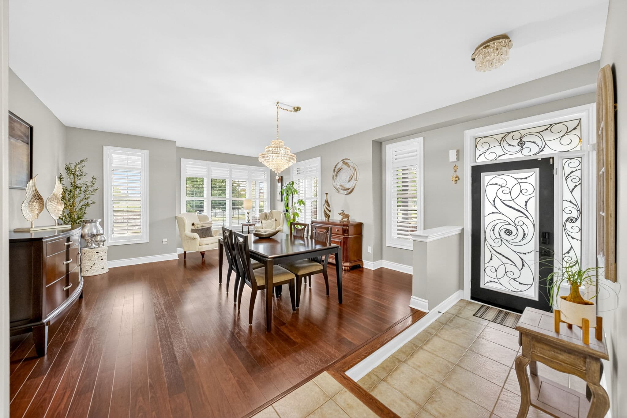 17 Platform Cres Brampton, ON L7A 0G2