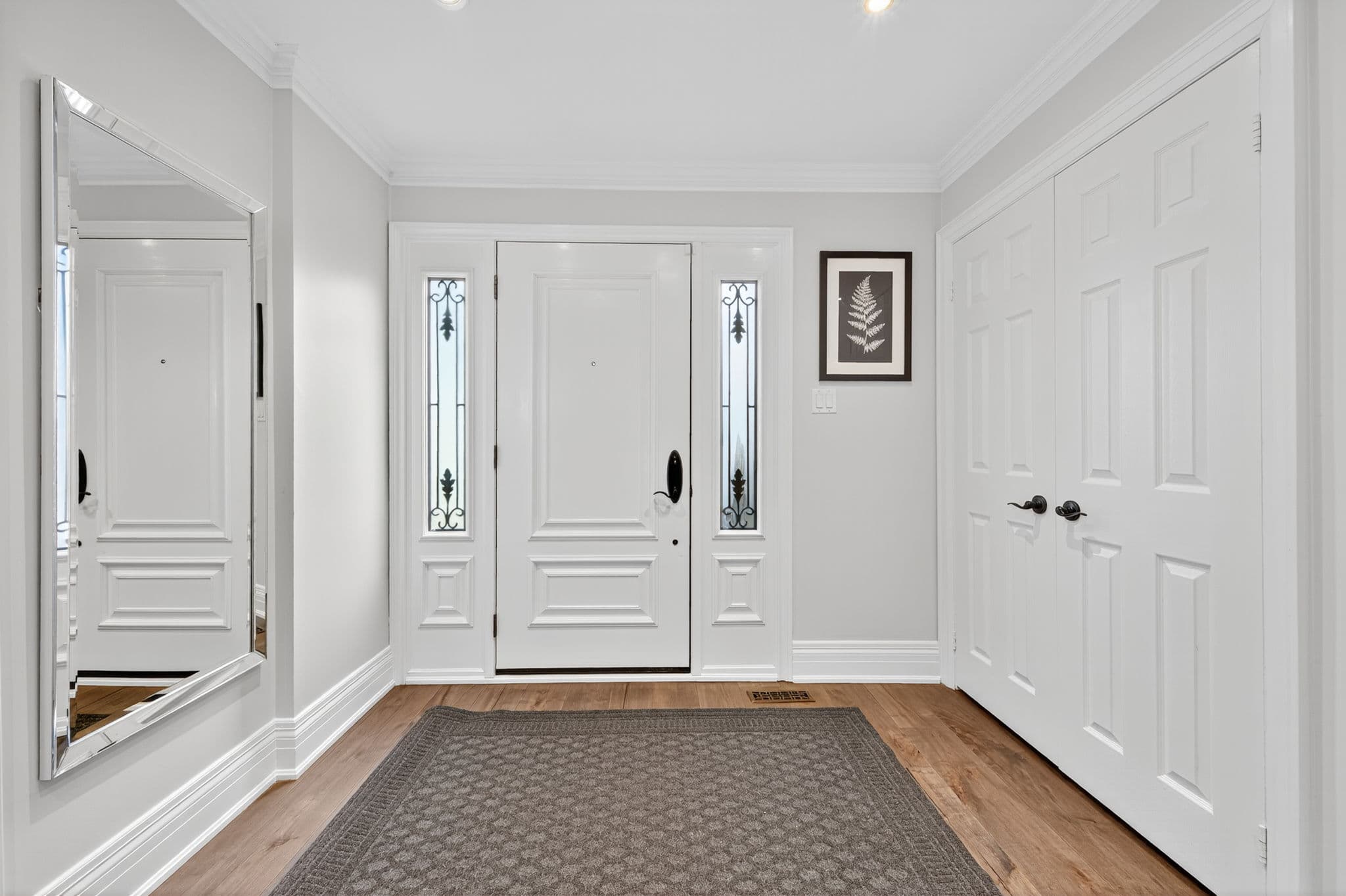 18 Cranberry Ln Aurora, ON L4G 5Y1