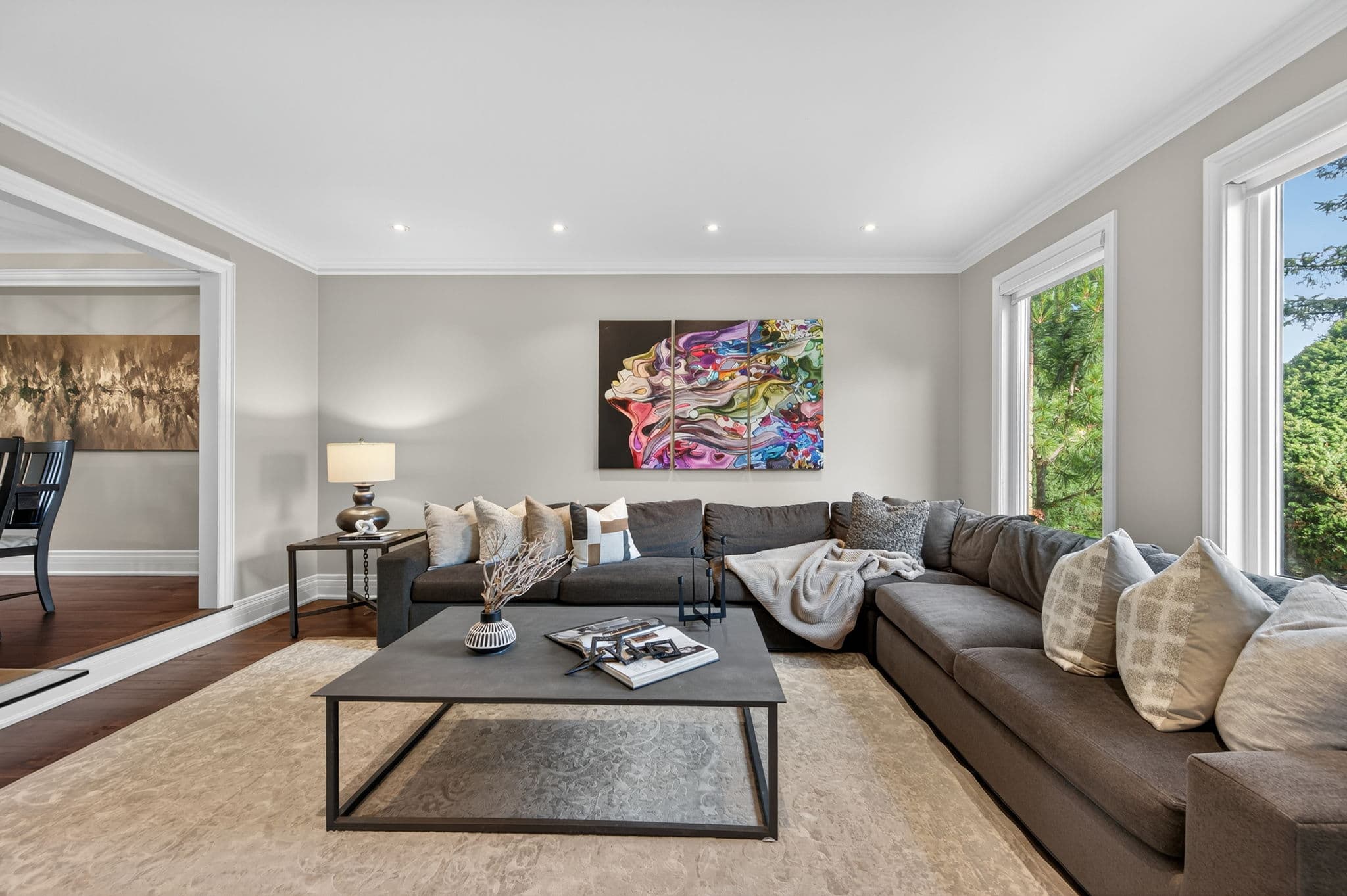 18 Cranberry Ln Aurora, ON L4G 5Y1