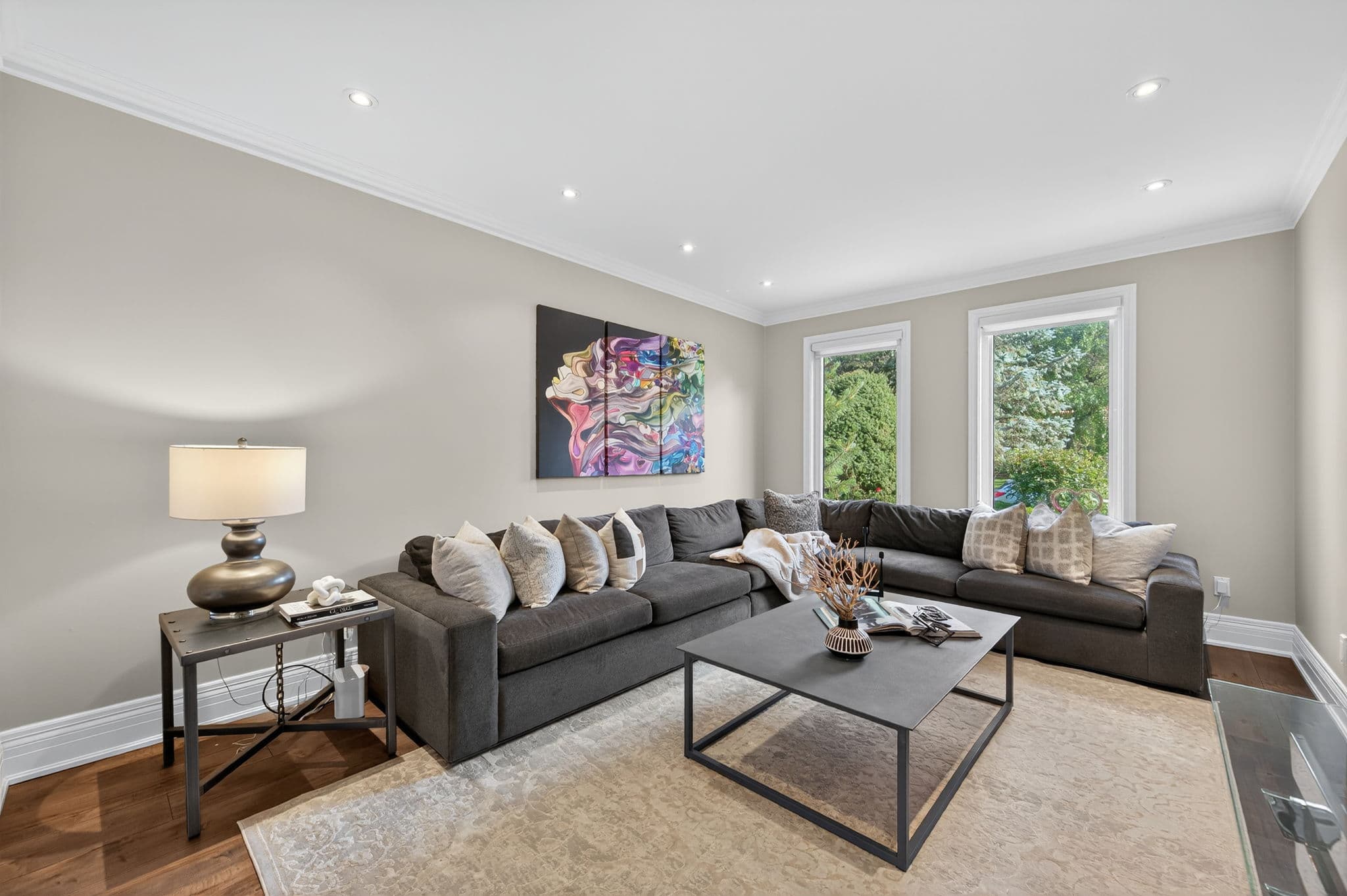 18 Cranberry Ln Aurora, ON L4G 5Y1