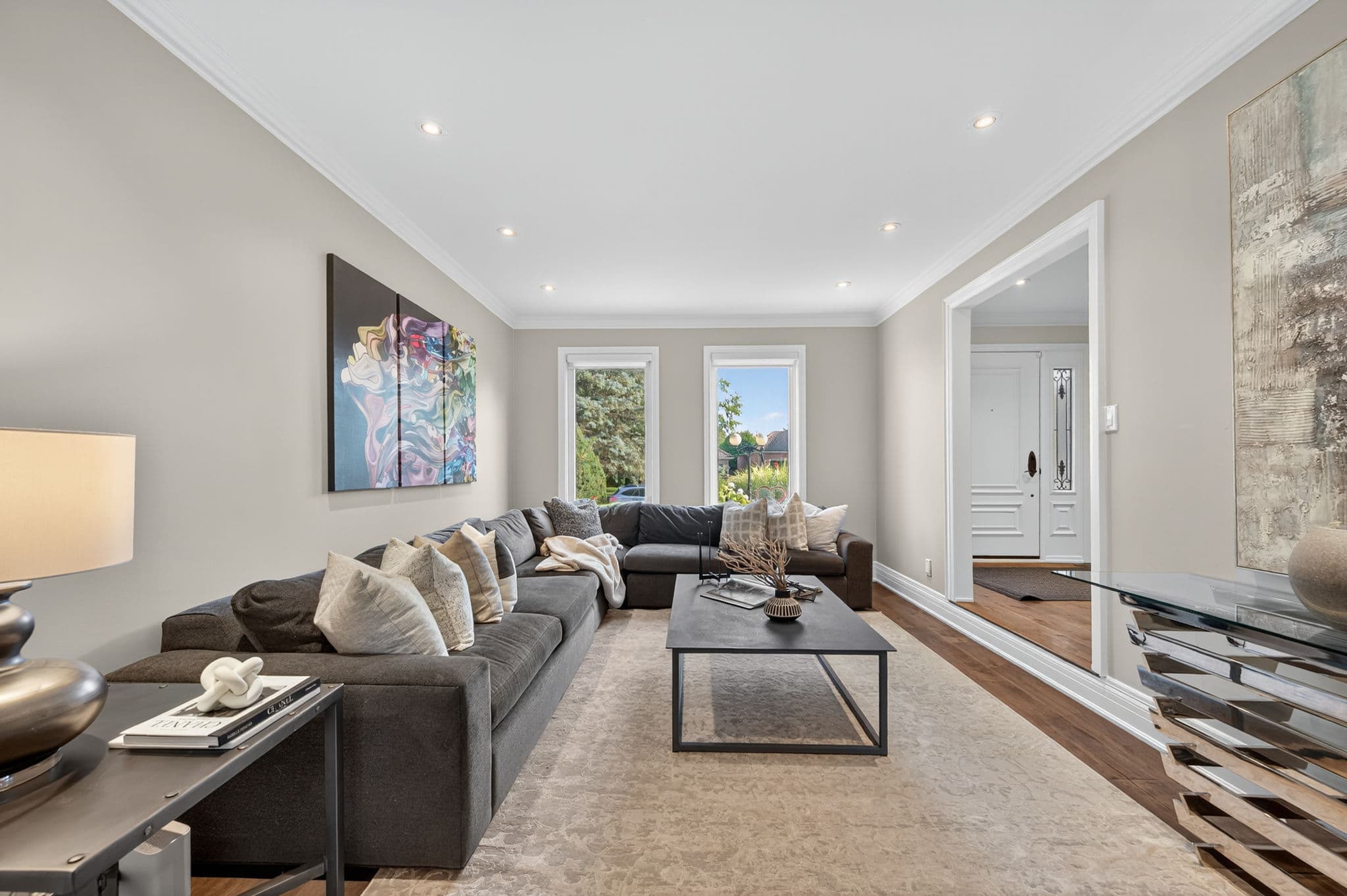 18 Cranberry Ln Aurora, ON L4G 5Y1