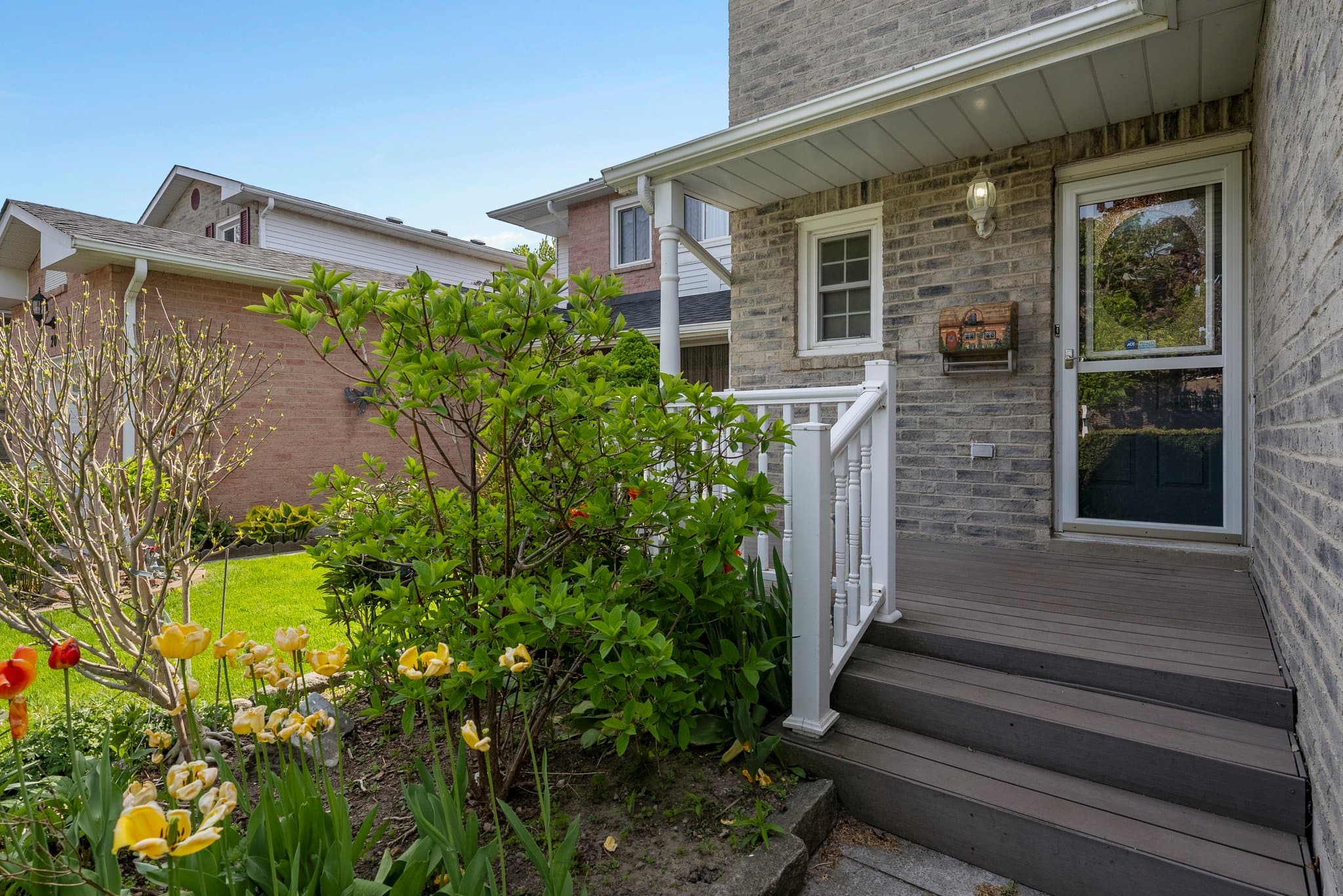 18 Frazer Rd Ajax, ON L0M 1B0