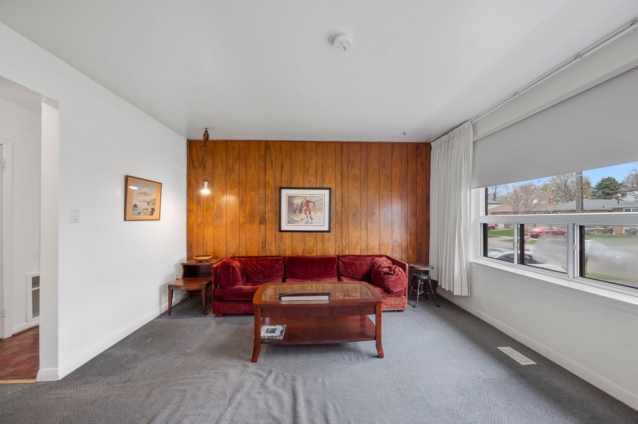 18 Gilroy Dr Toronto, ON M1P 1Z9