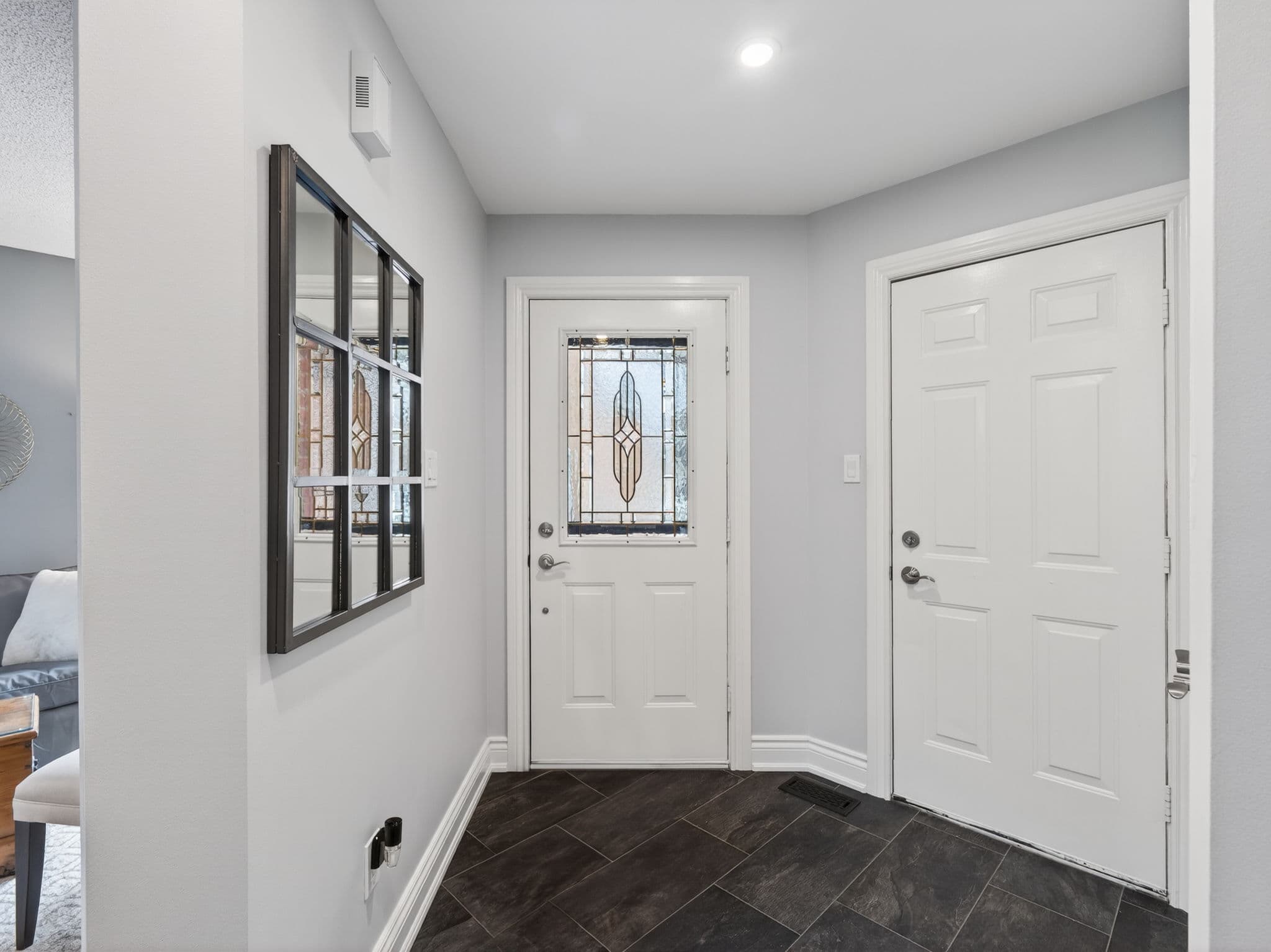 18 Rush Rd Aurora, ON L4G 7G3
