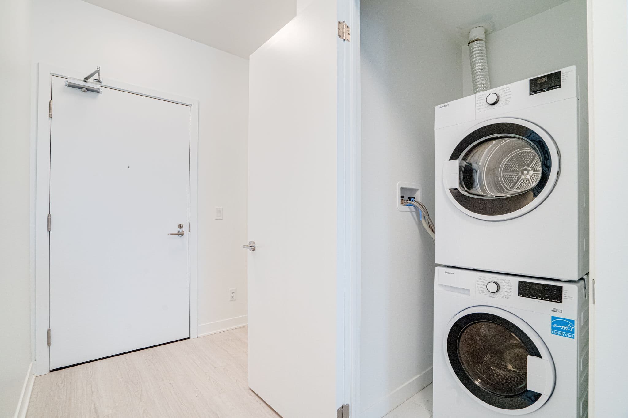 185 Alberta Ave Unit 209 Toronto, ON M6C 0A5