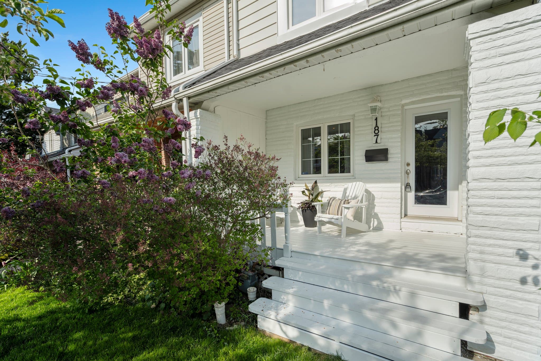 187 Pickering St Toronto, ON M4E 3J9