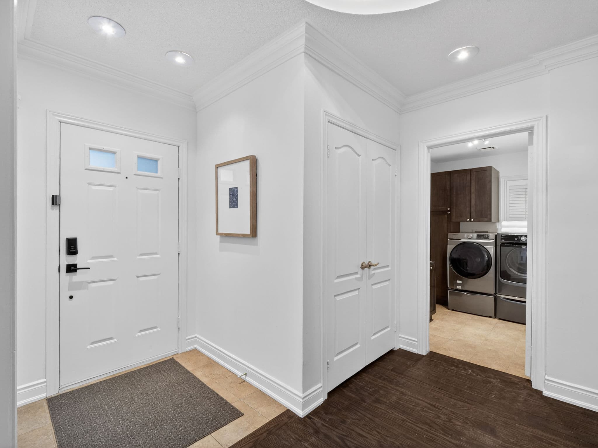 19 Arvida Dr Vaughan, ON L4J 7X8
