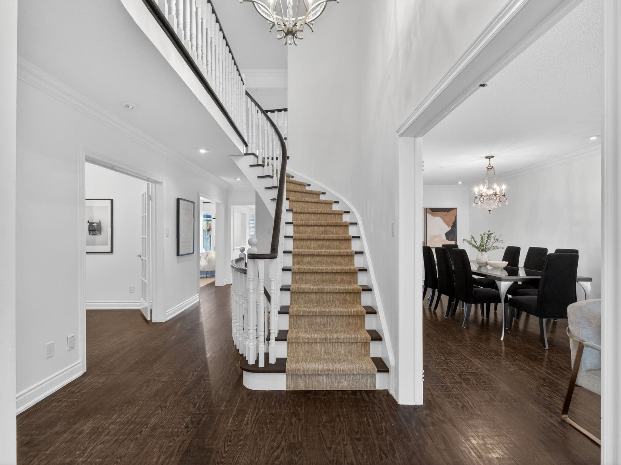 19 Arvida Dr Vaughan, ON L4J 7X8
