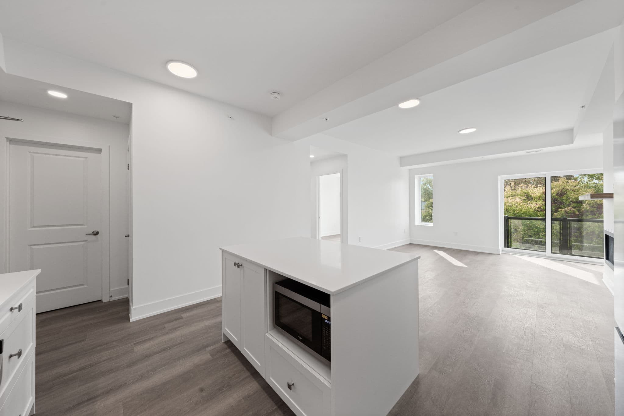 19 West Street N Unit 207 Kawartha Lakes, ON K9V 1C4