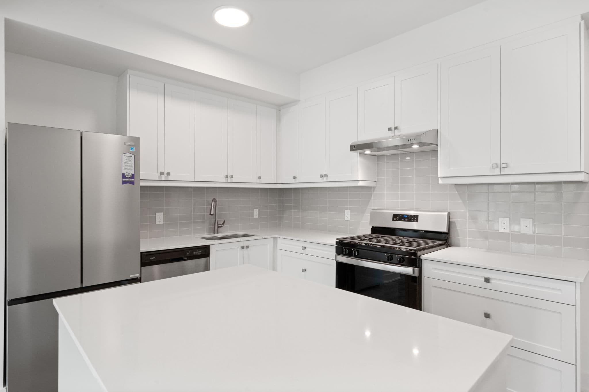 19 West Street N Unit 207 Kawartha Lakes, ON K9V 1C4