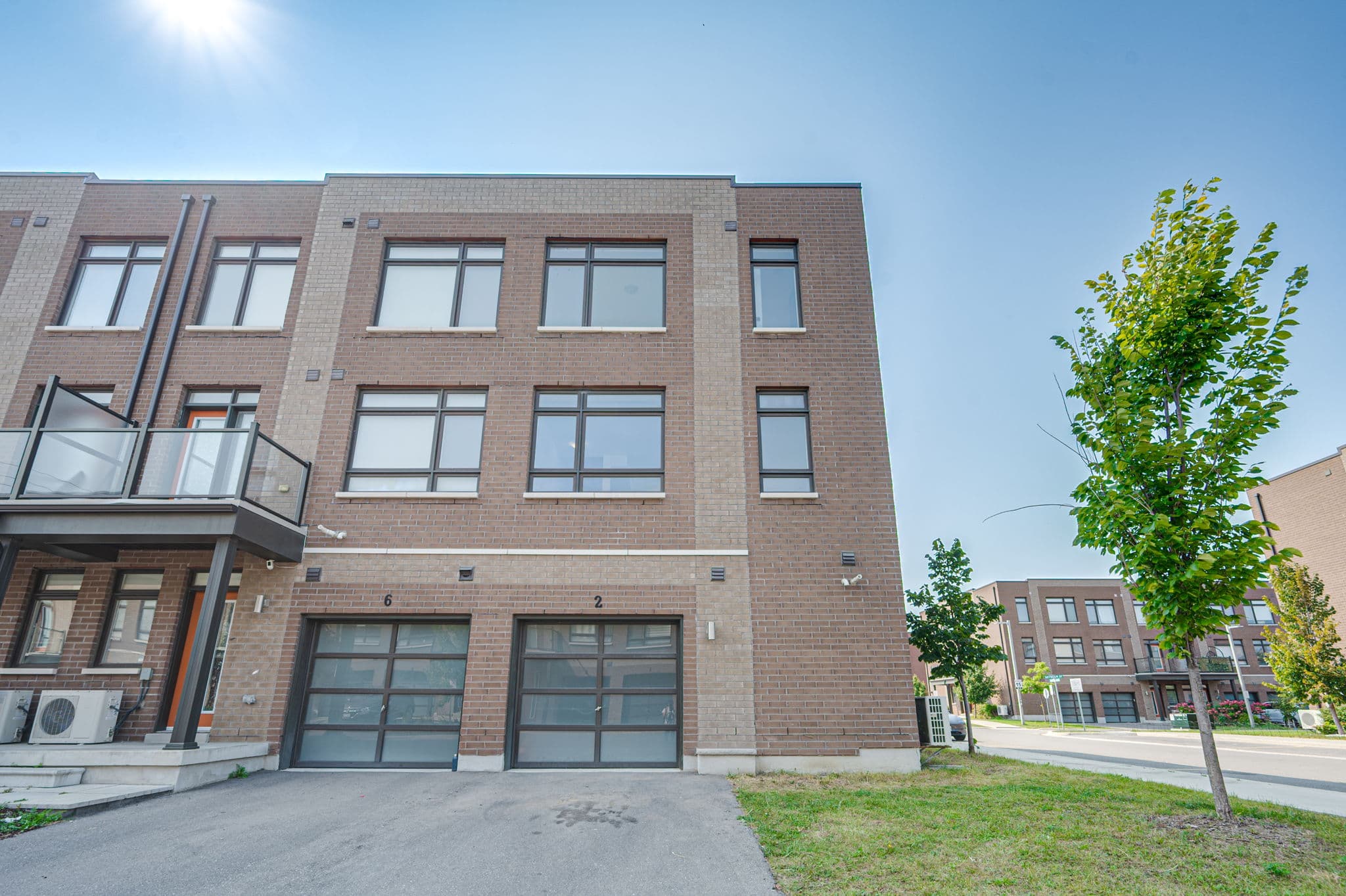 2 Beliveau St. Vaughan, ON L4L 9S1