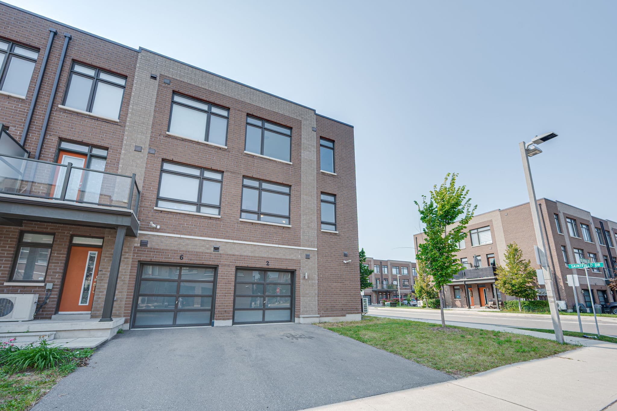 2 Beliveau St. Vaughan, ON L4L 9S1