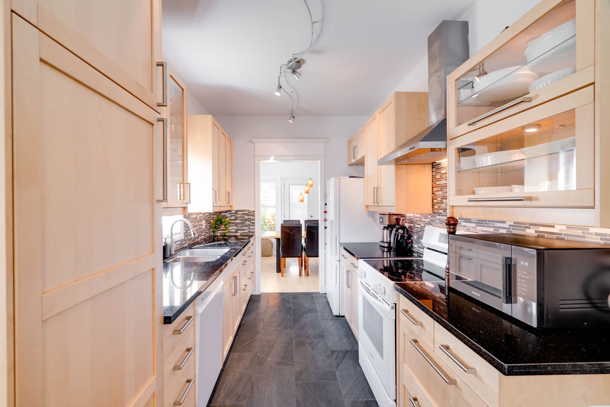 2 Mary Gapper Crescent Unit 21 Richmond Hill, ON L4C 7L8