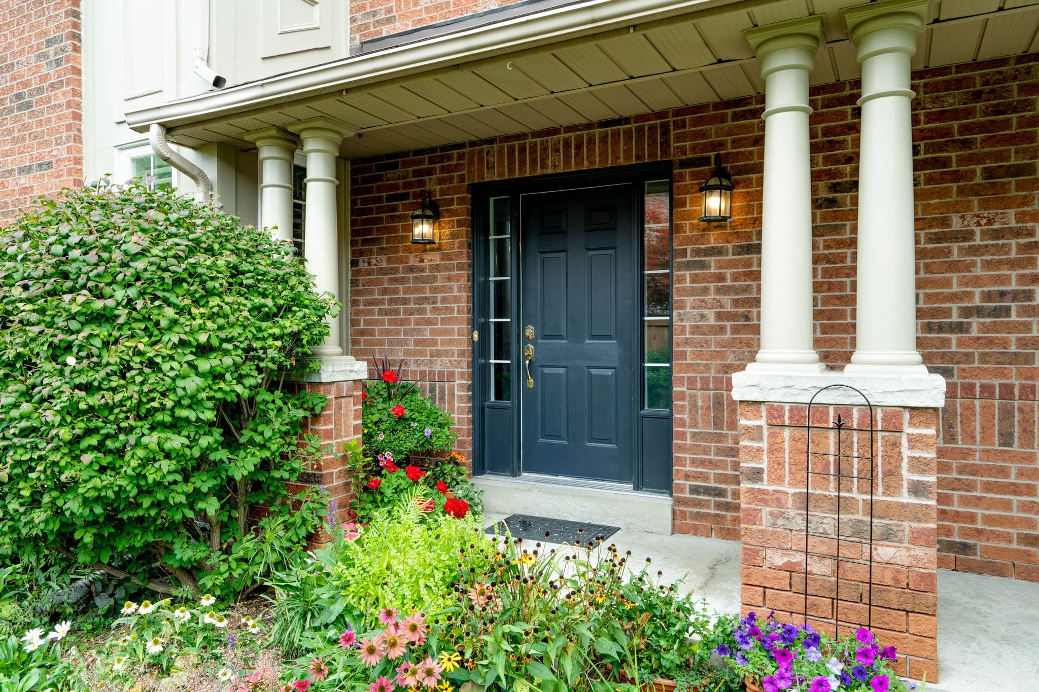 2 Mary Gapper Crescent Unit 21 Richmond Hill, ON L4C 7L8